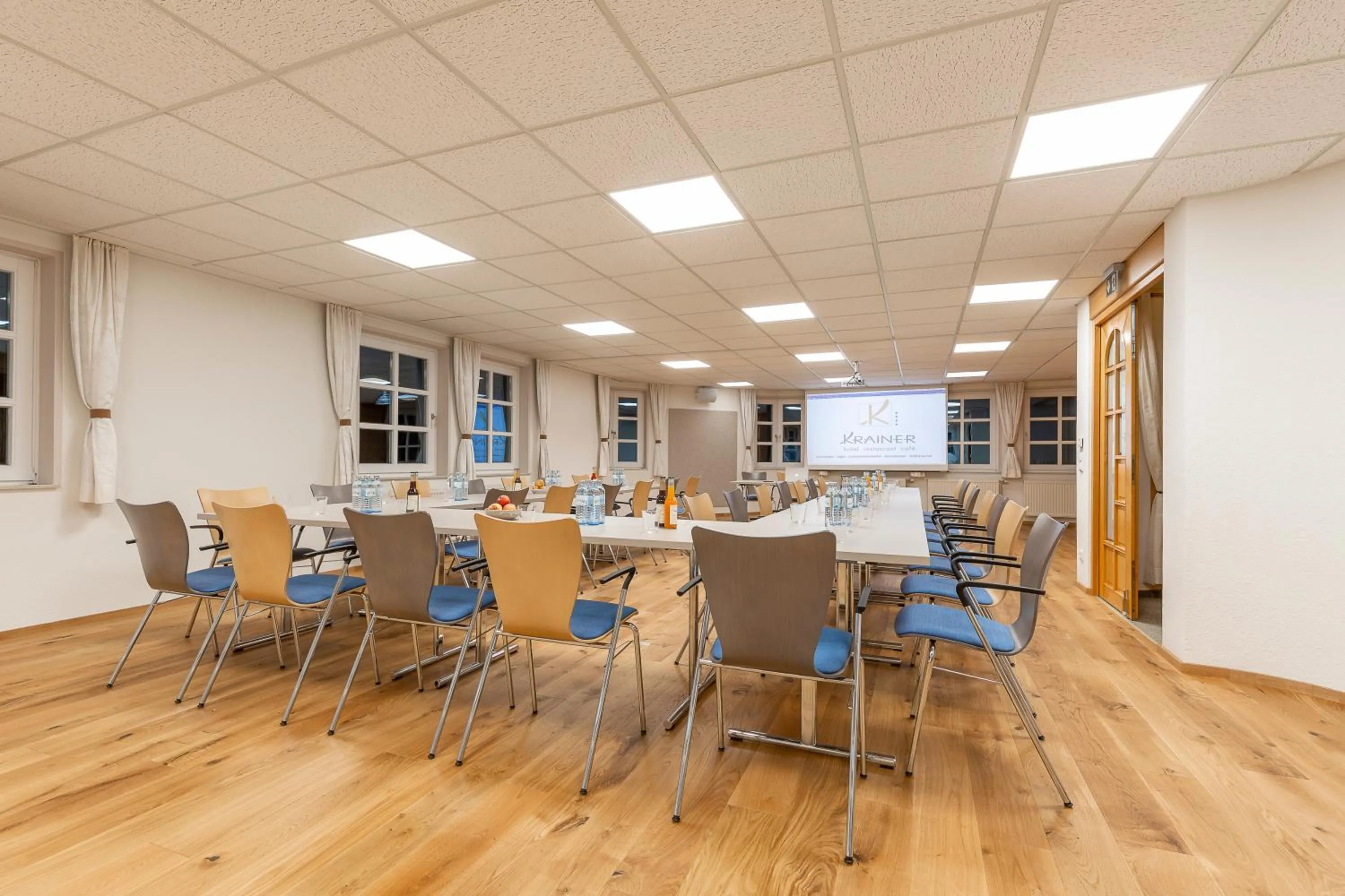 Business facilities in Hotel-Restaurant-Café Krainer