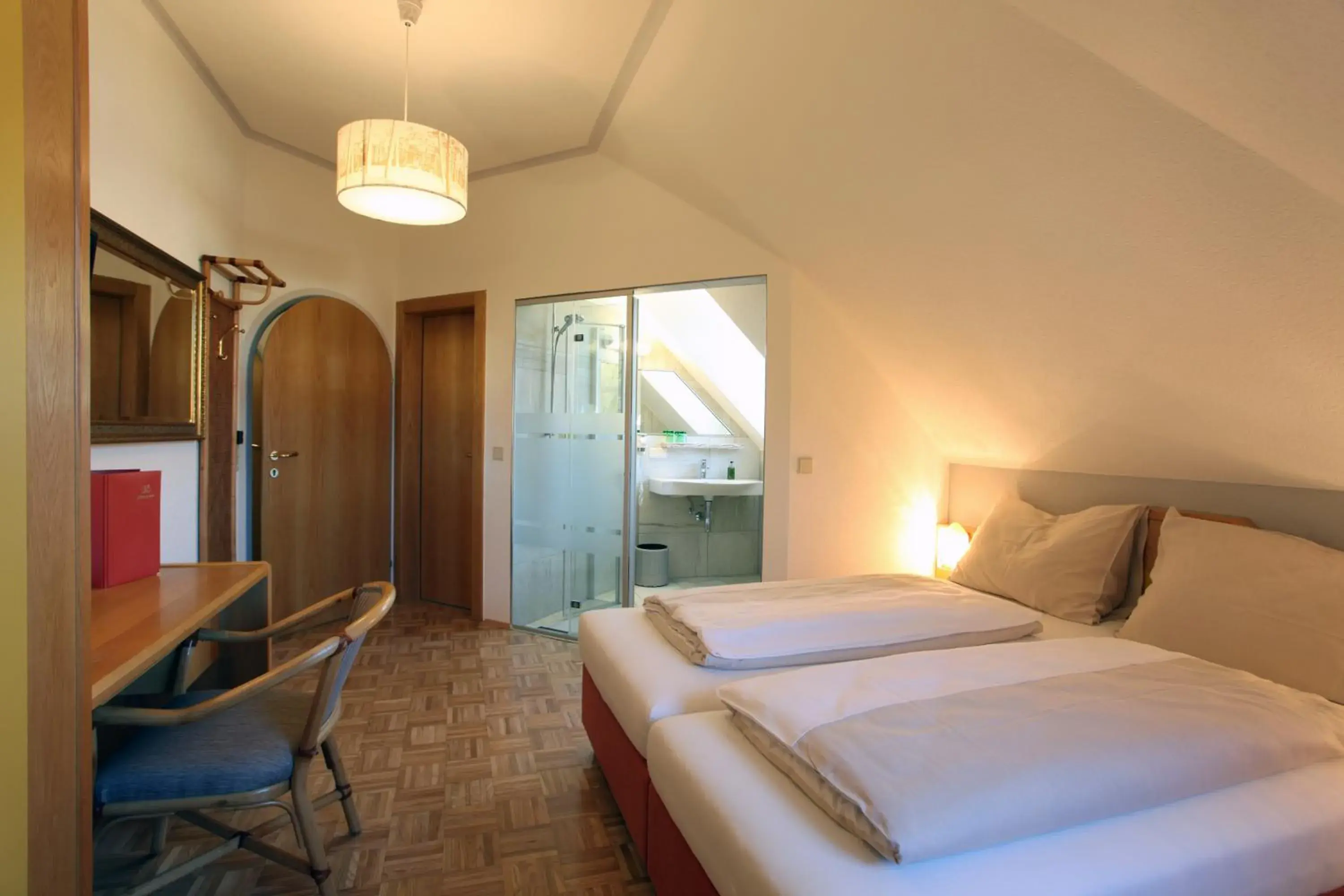 Comfort Double Room - single occupancy in Hotel-Restaurant-Café Krainer Comfort Double Room - single occupancy in Hotel-Restaurant-Café Krainer