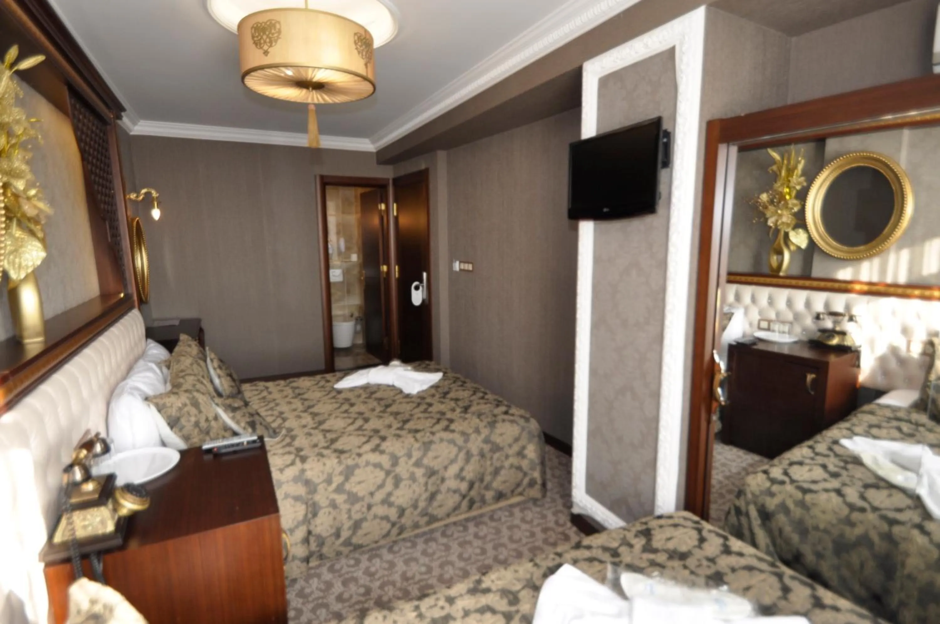 Decorative detail in Salinas Istanbul Hotel