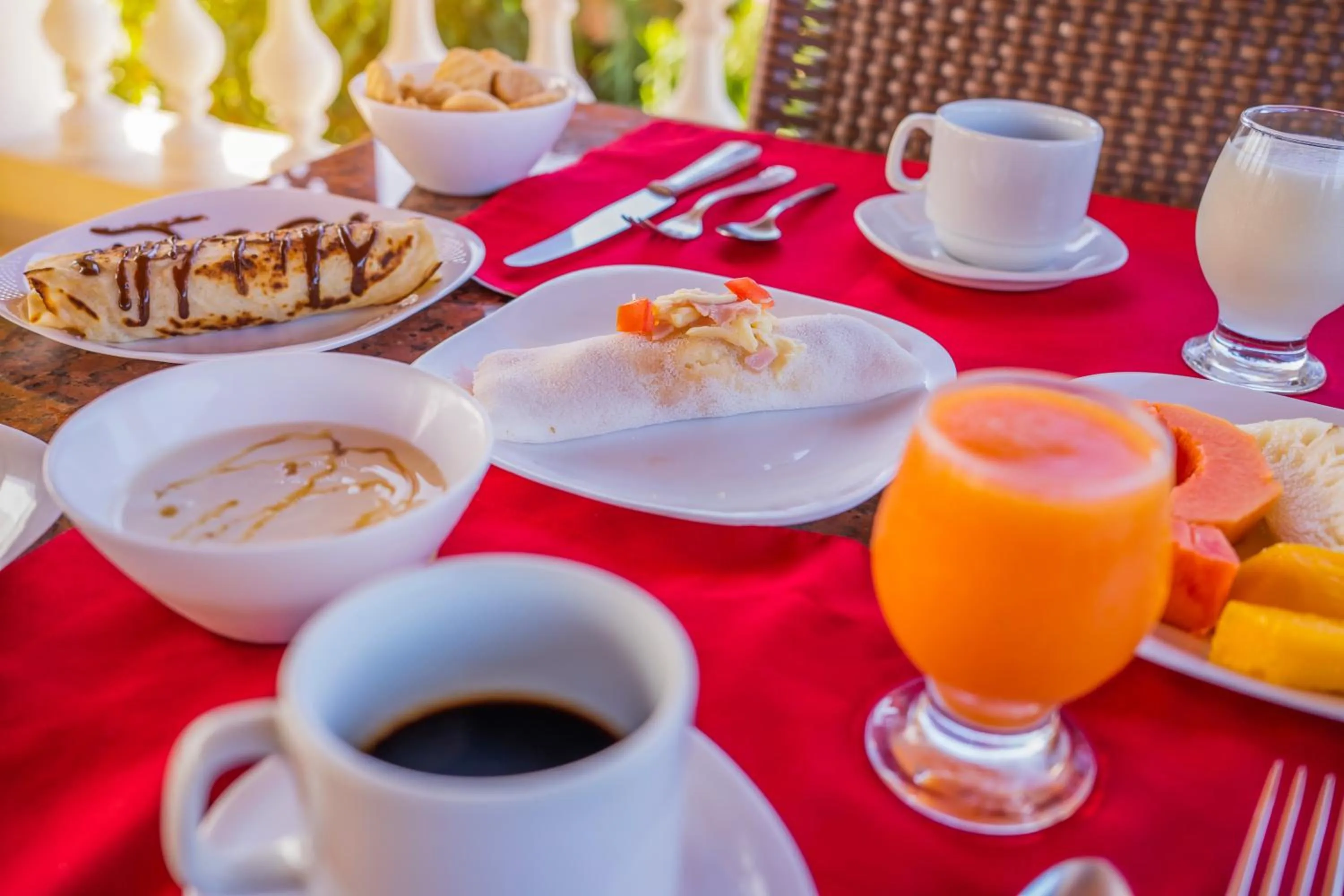 Breakfast in Hotel Villa Beija Flor