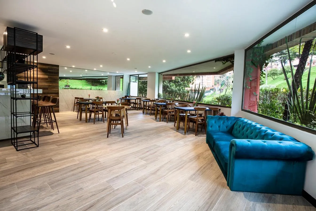 Restaurant/places to eat in Viaggio Urbano Business