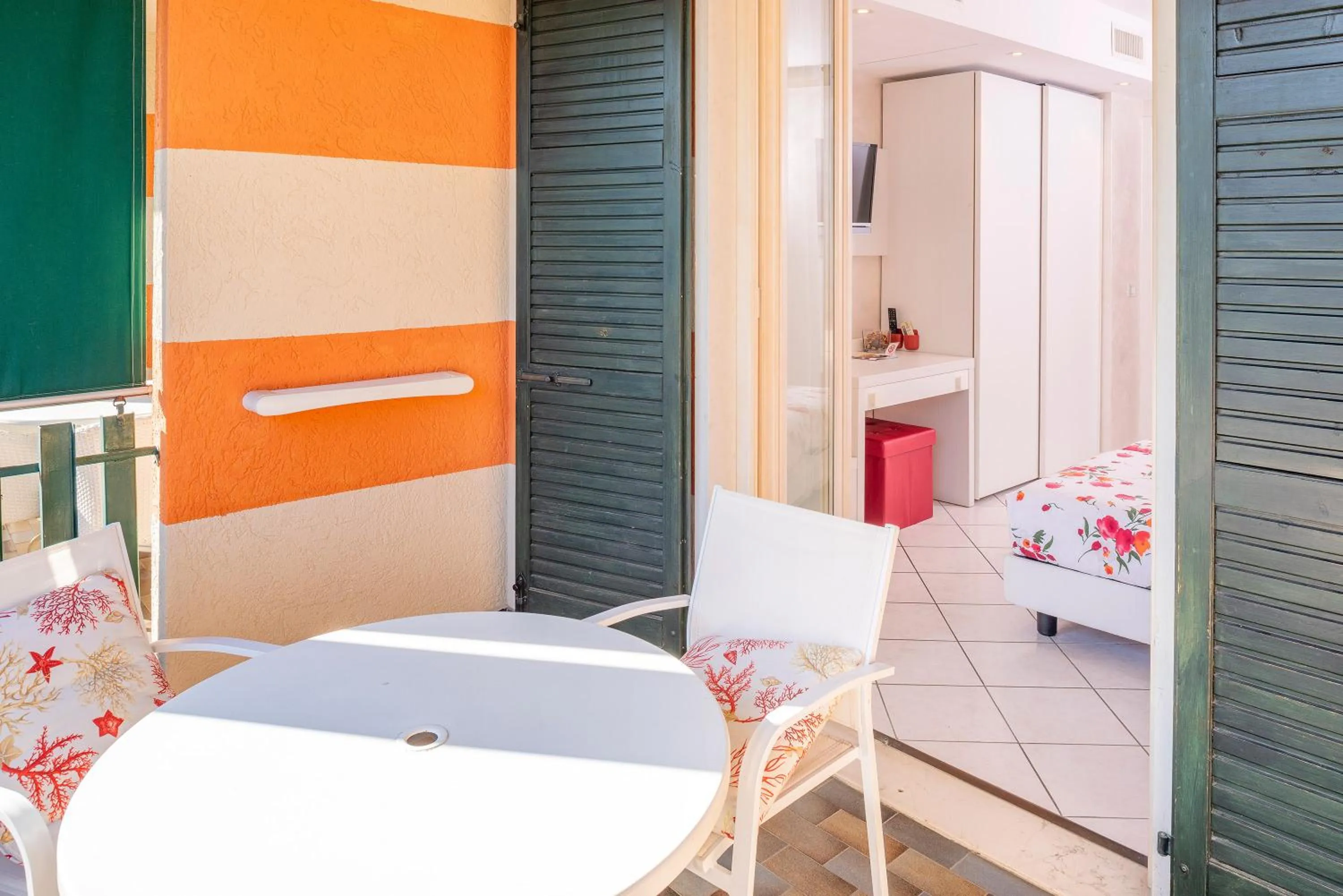 Bed in Blue Lake Residence - Bardolino