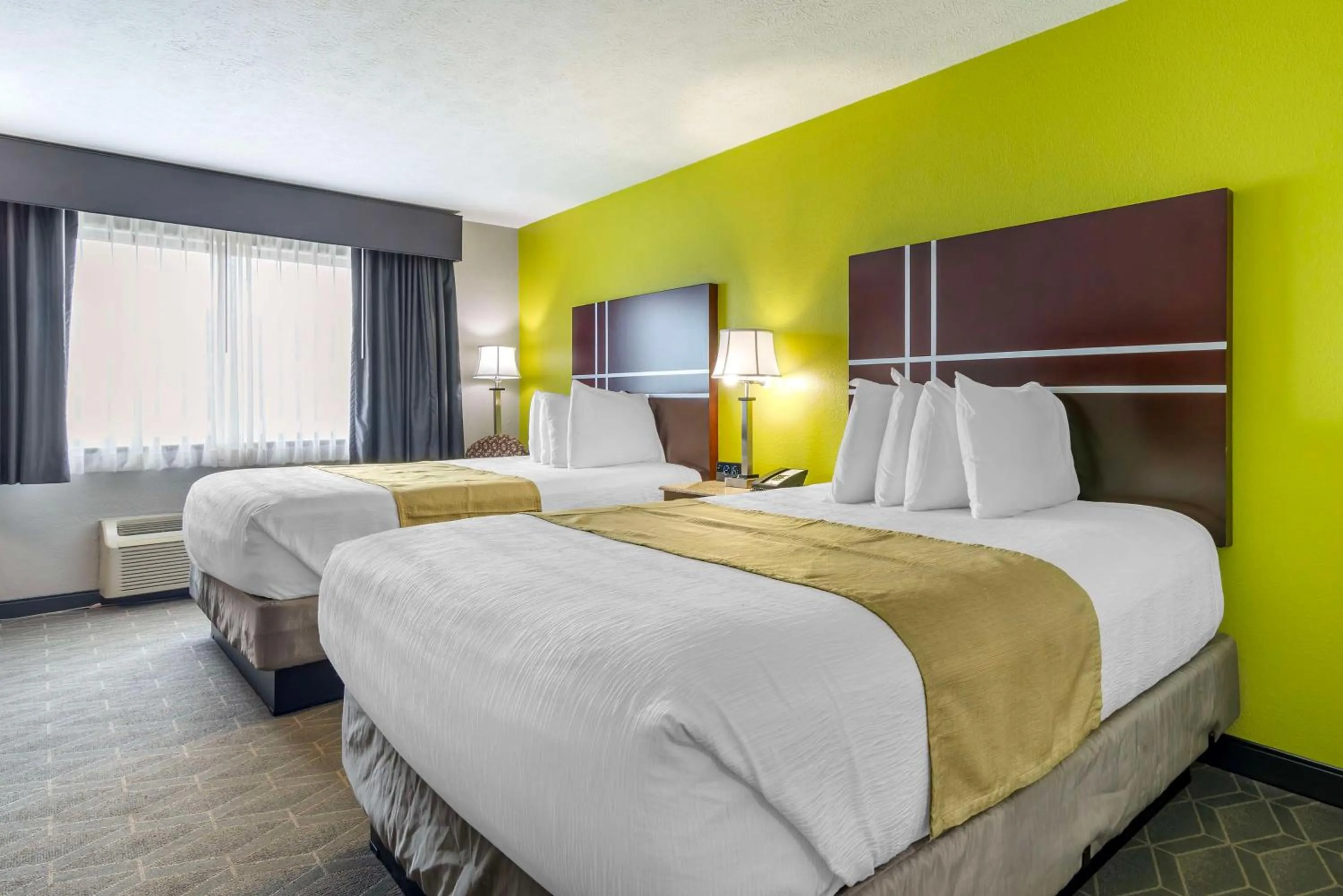 Bedroom, Bed in Best Western Auburn/Opelika Inn