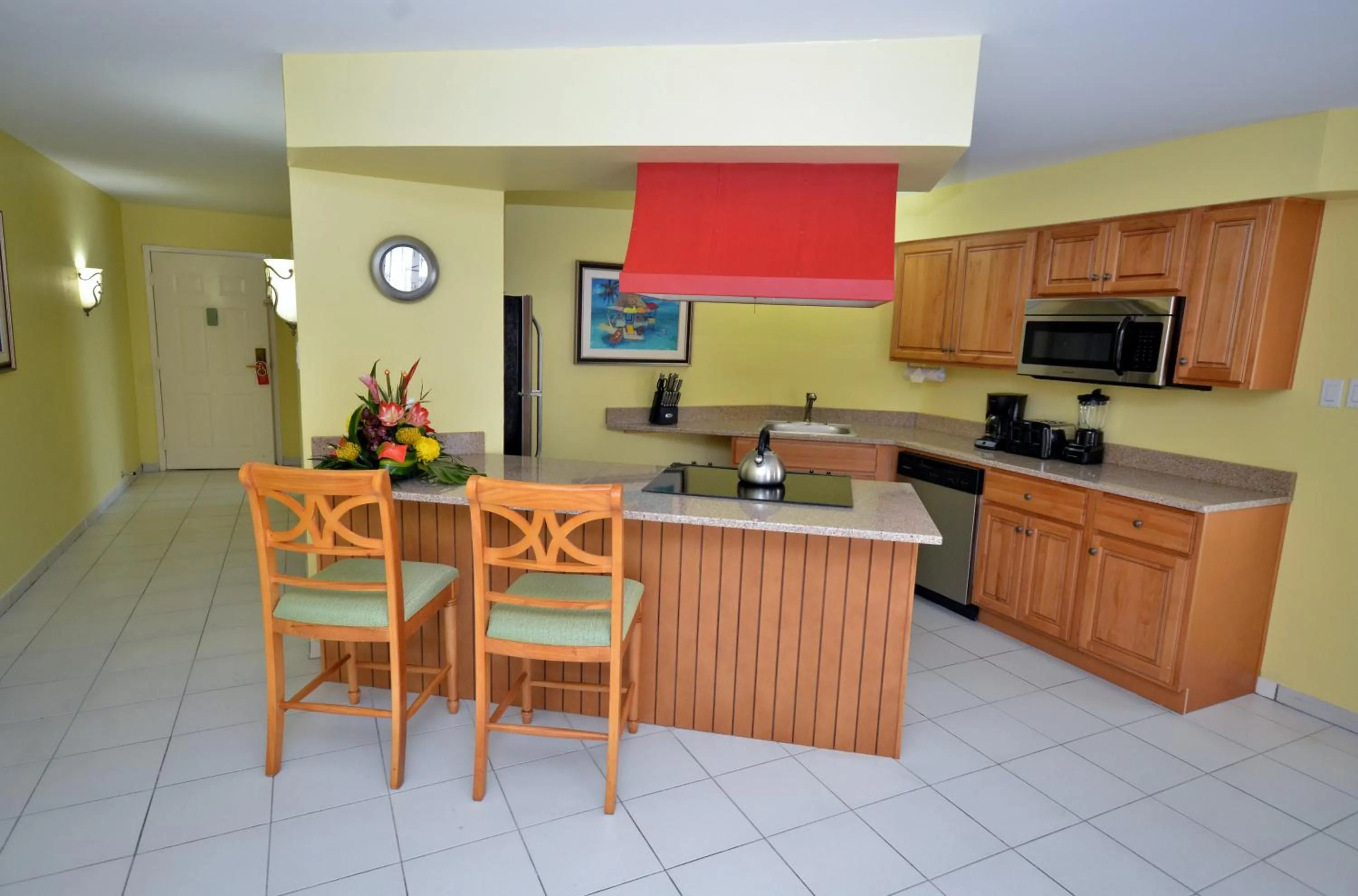 Kitchen or kitchenette in The Atrium Beach Resort and Spa Sint Maarten, Ascend Hotel Collection