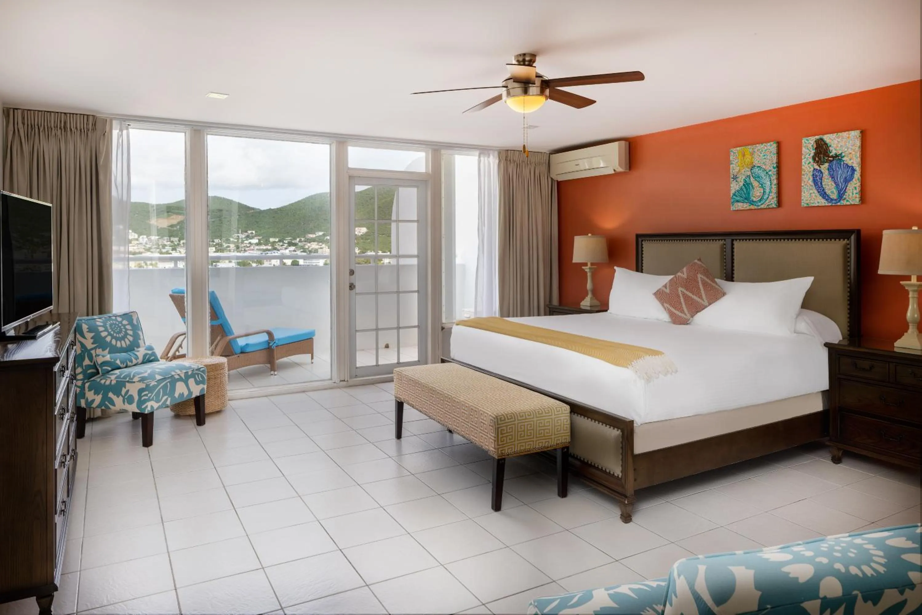 Bed in The Atrium Beach Resort and Spa Sint Maarten, Ascend Hotel Collection