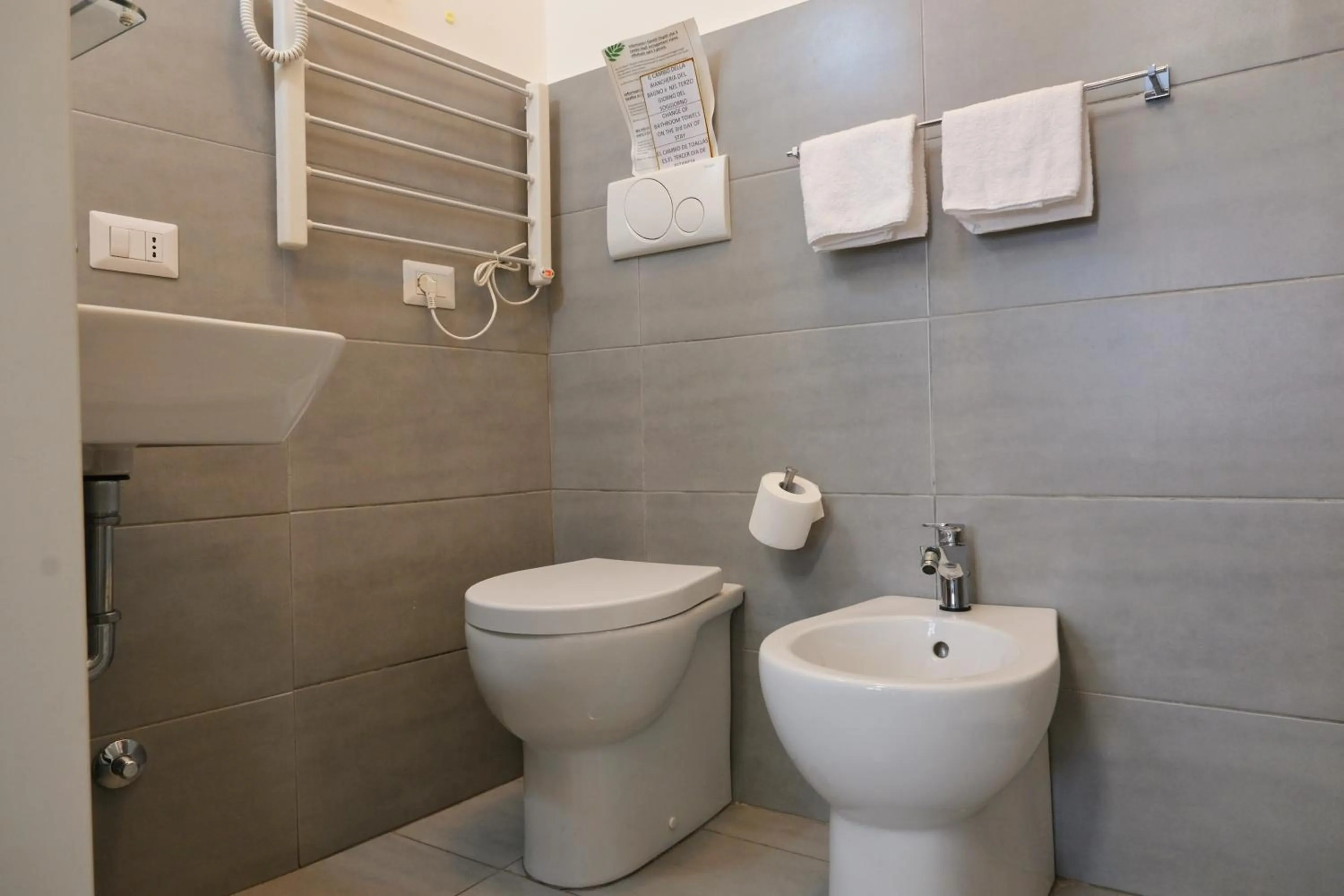 Vatican Central Suites