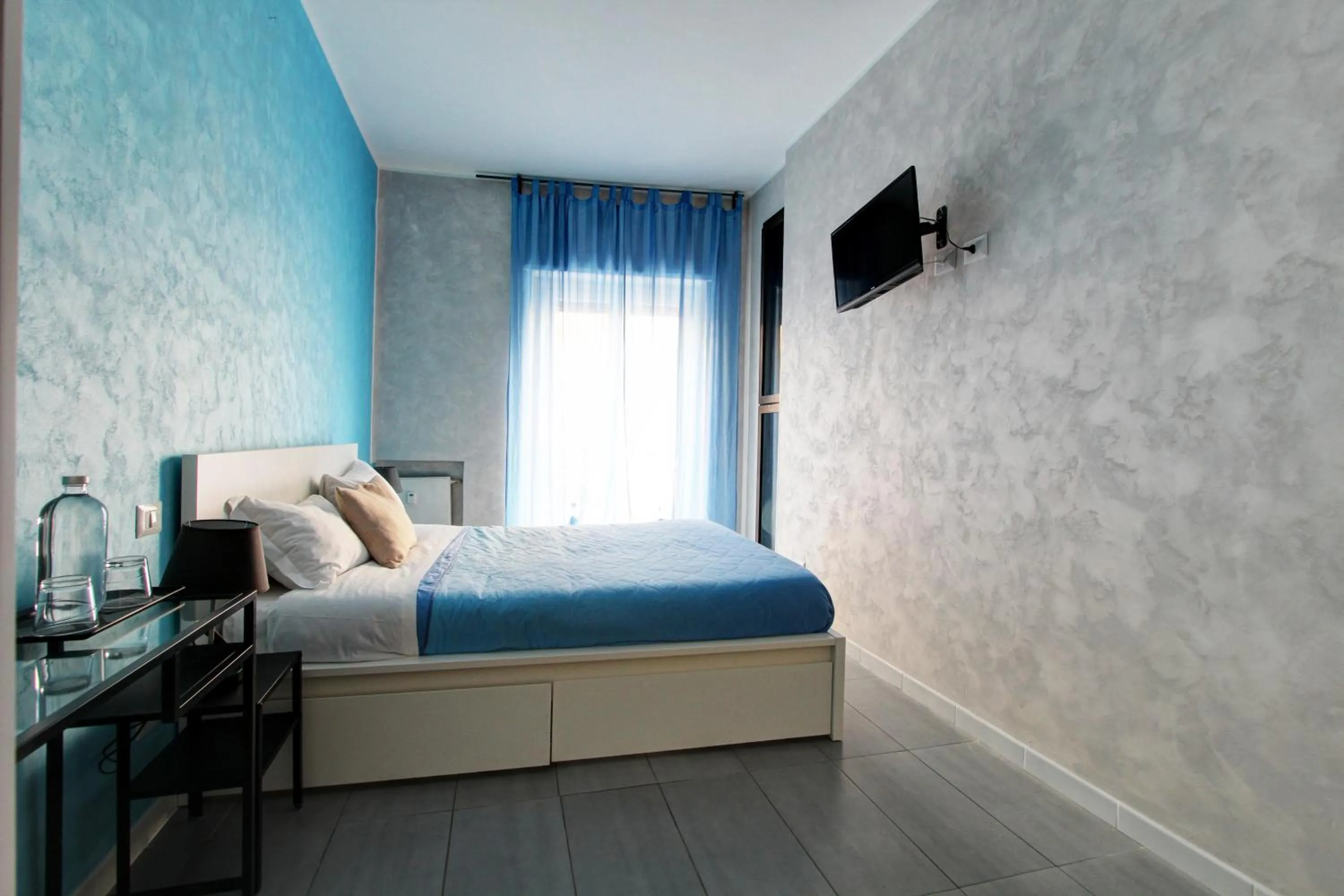 Bed in Vatican Central Suites