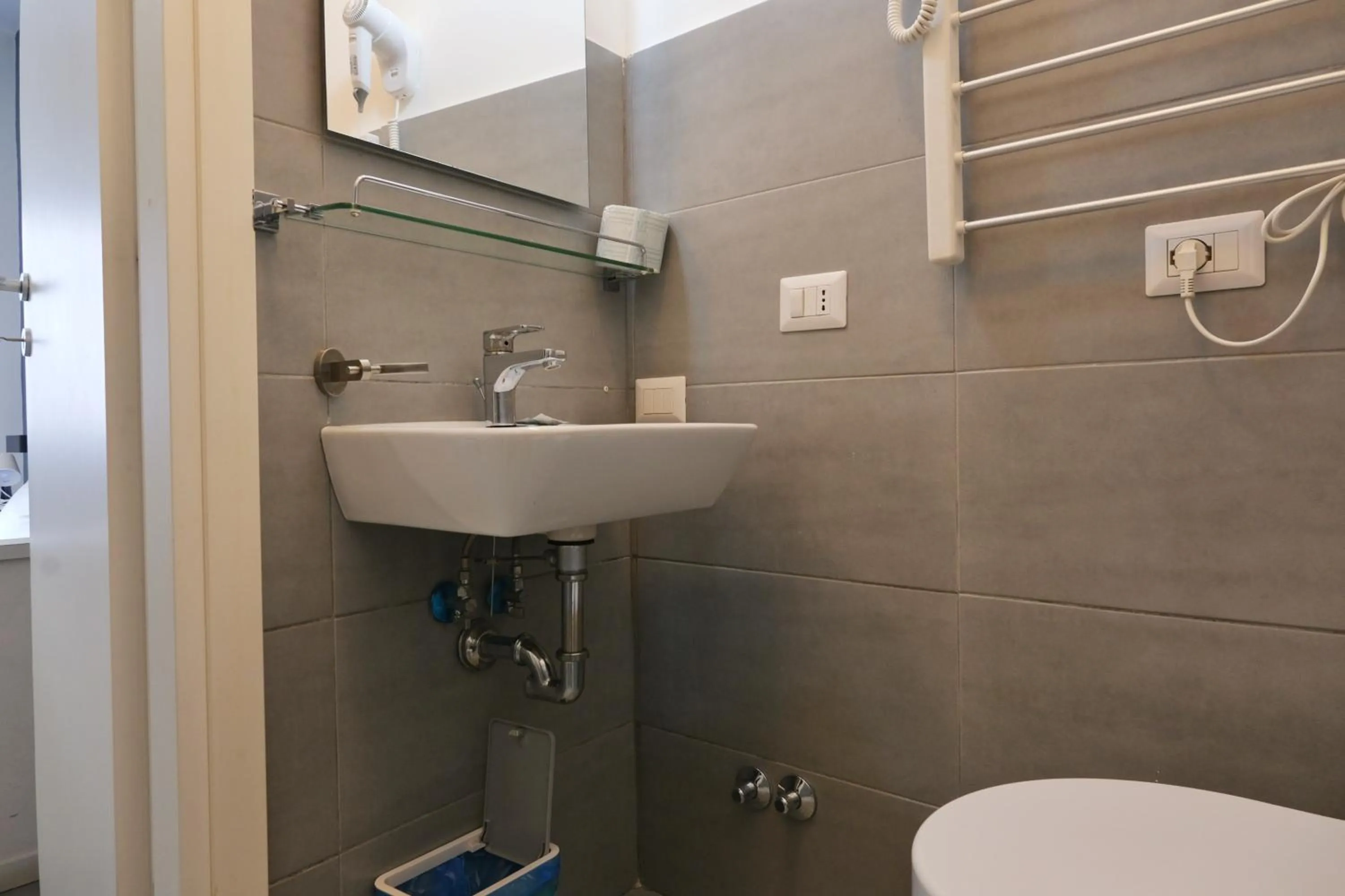 Vatican Central Suites