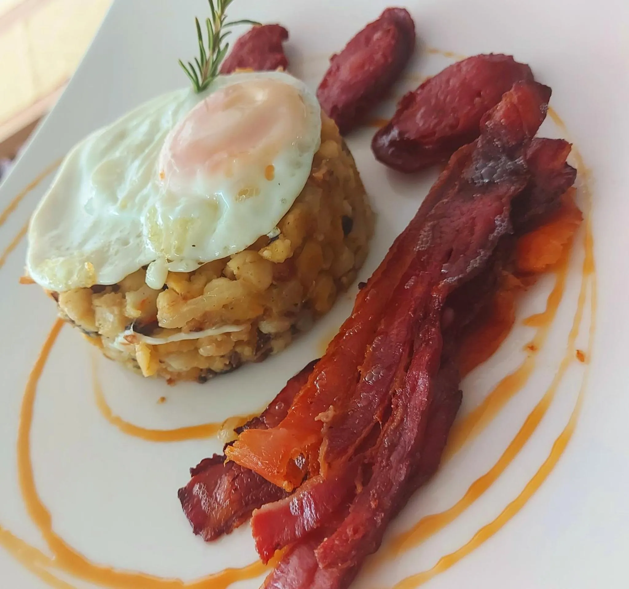 Restaurant/places to eat in Blue Marlin Hotel