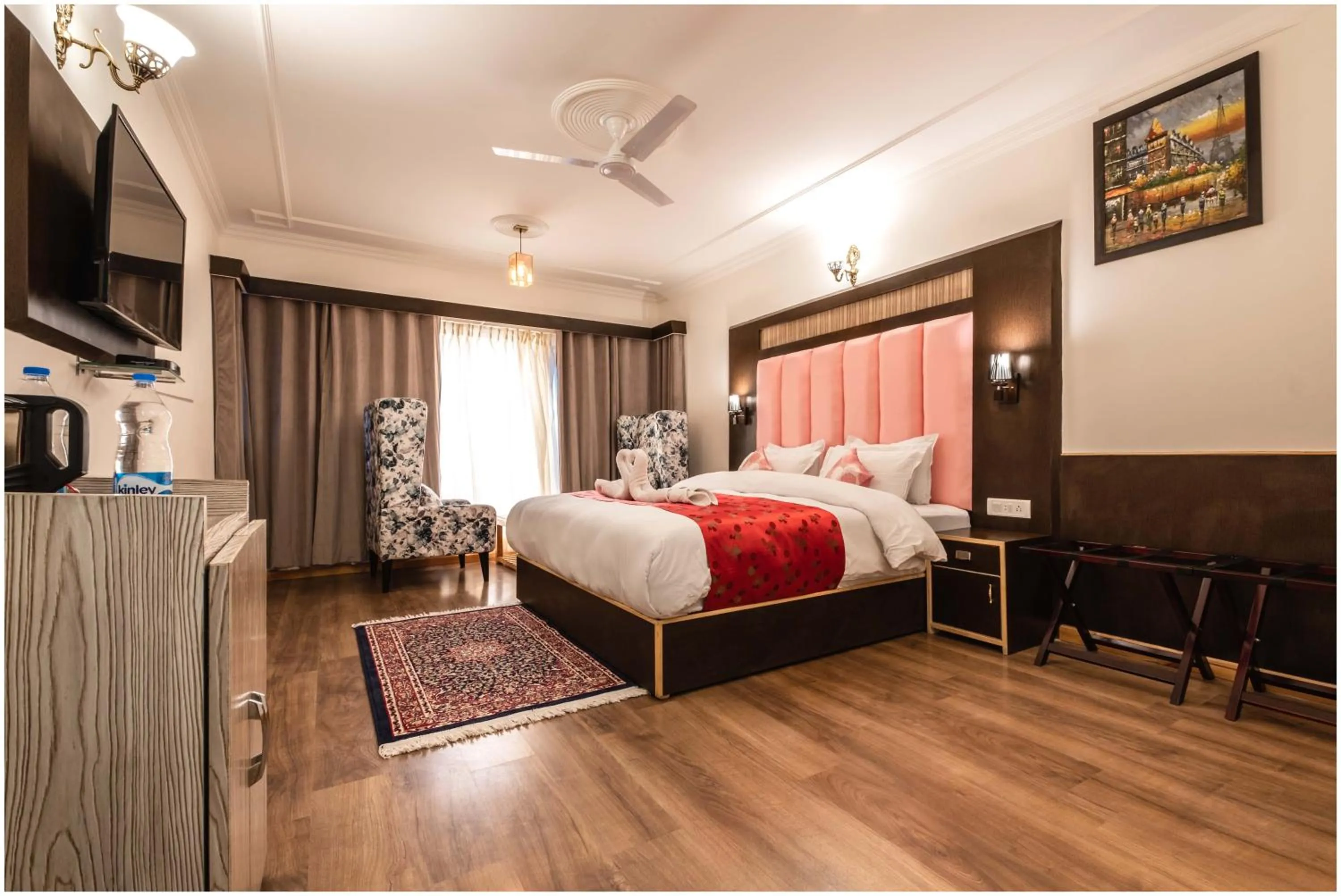 Bedroom, Bed in Sangaylay palace