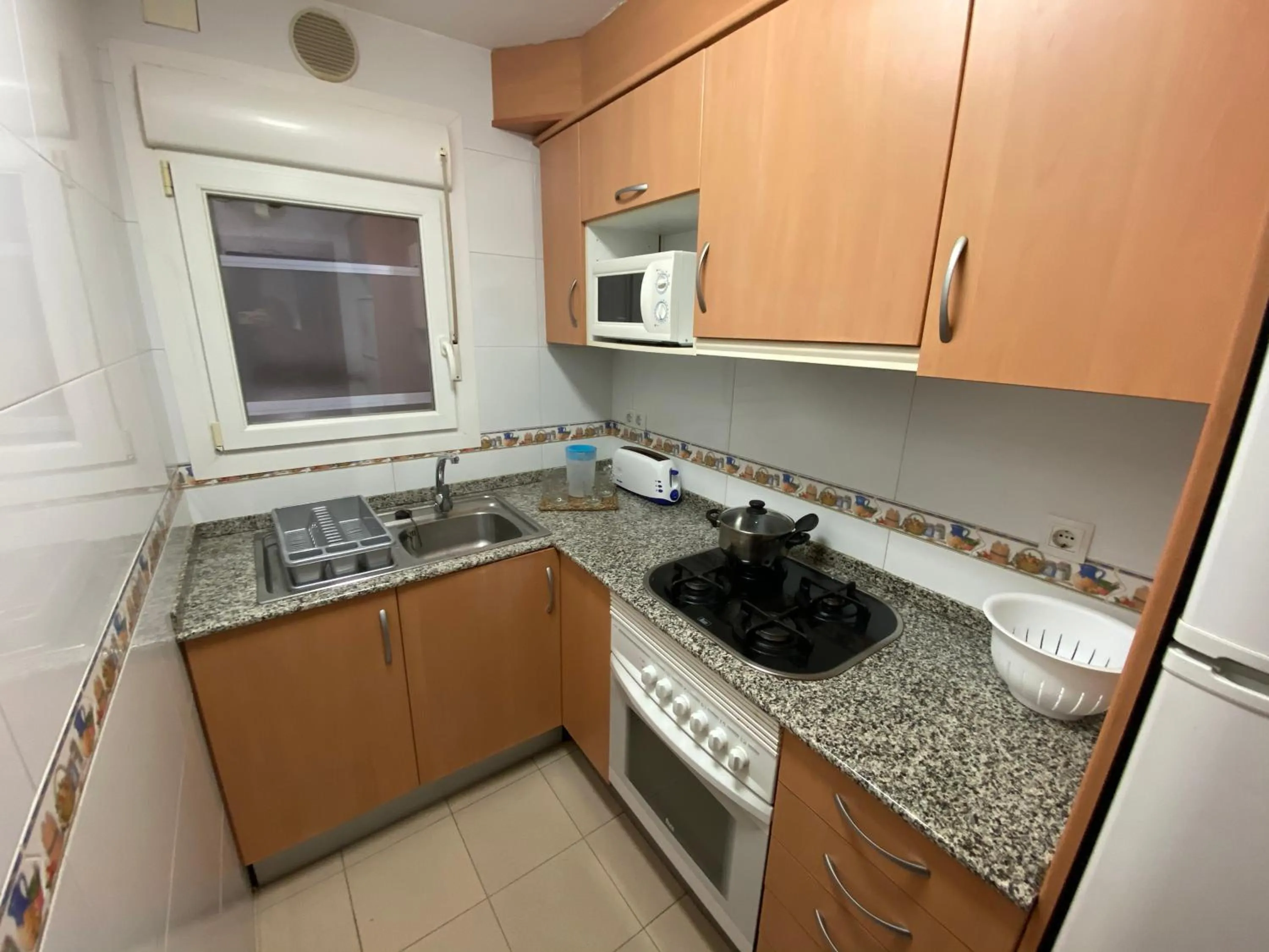 Kitchen or kitchenette in Apartamentos AR Isern