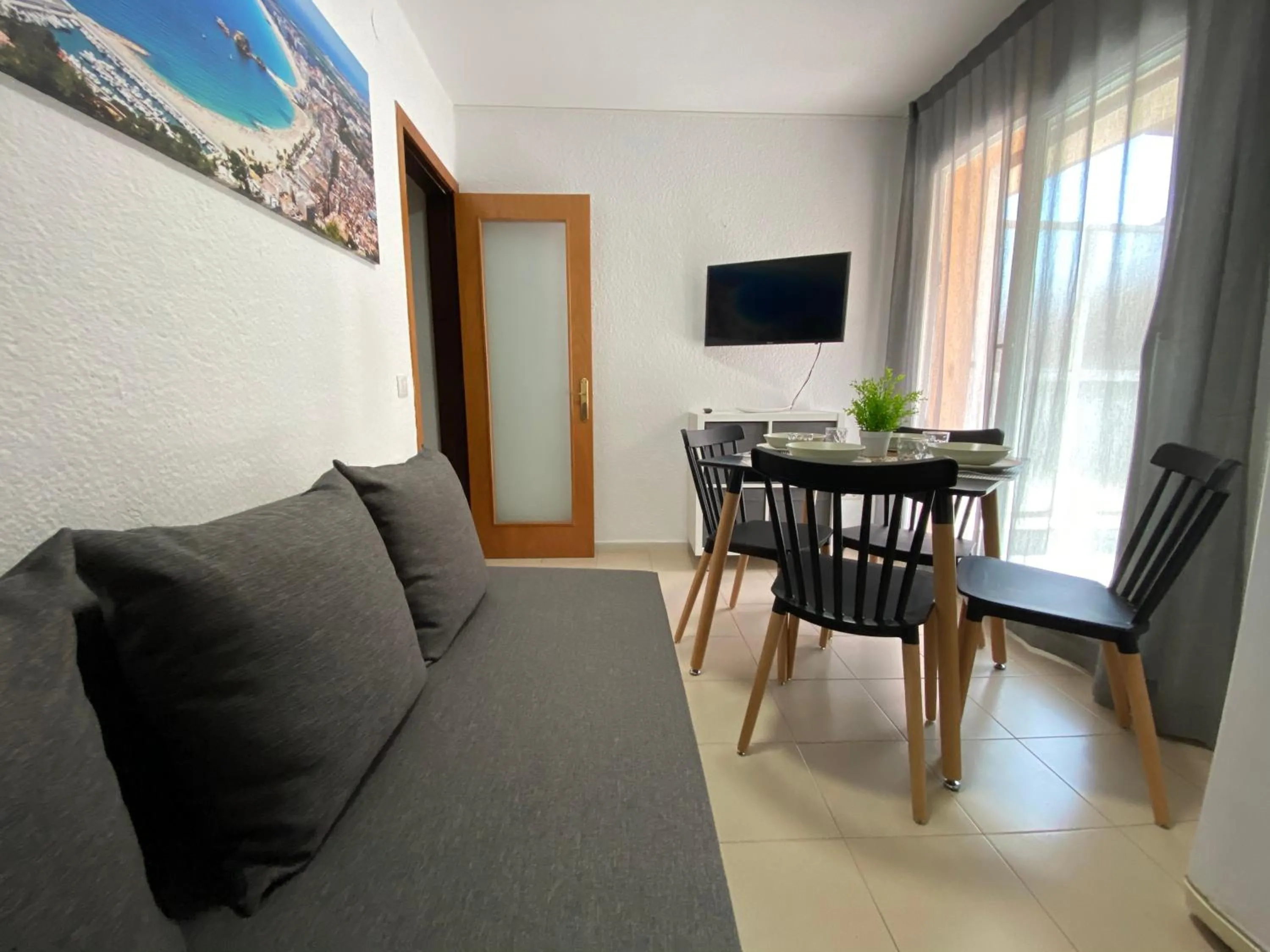 TV and multimedia in Apartamentos AR Isern