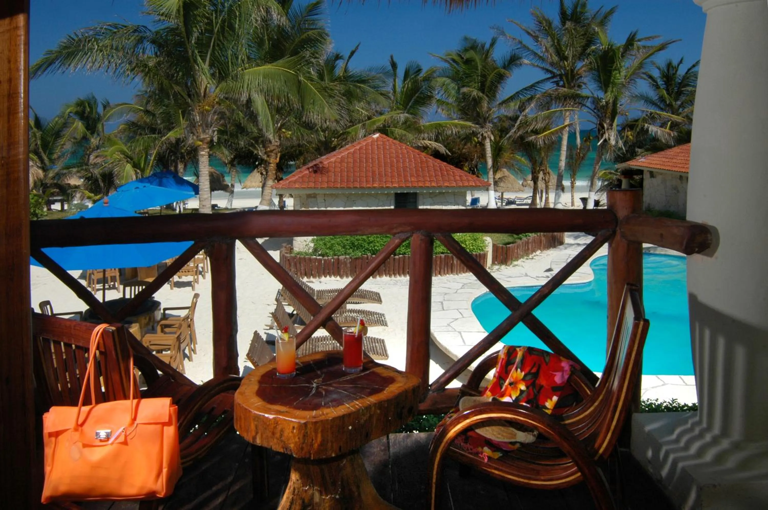 Lounge or bar in Ana y Jose Tulum Hotel & Beach Club