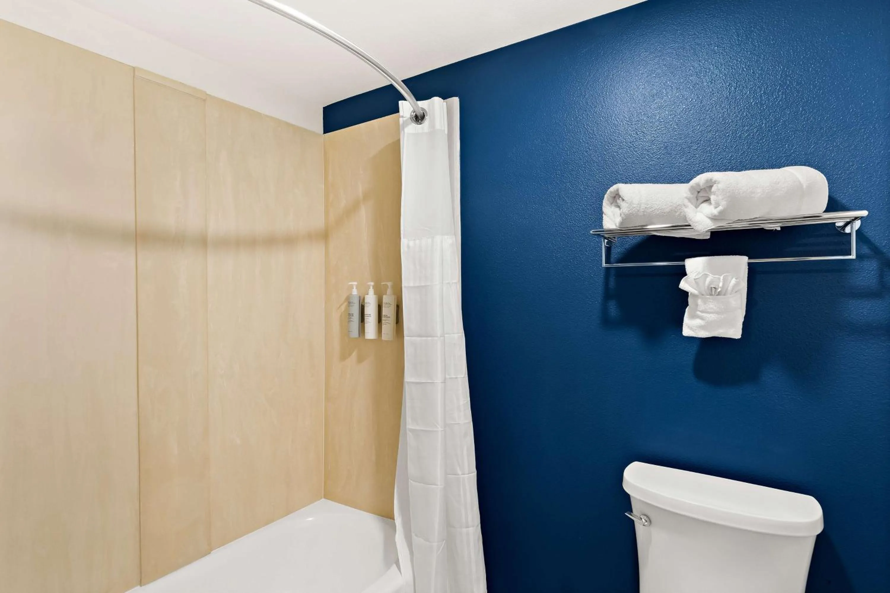 Photo of the whole room in Spark by Hilton Newest Hotel in Williams CA