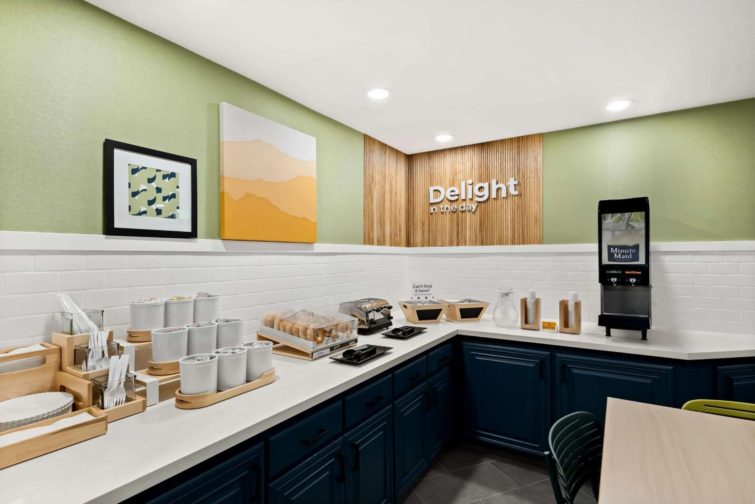 Breakfast in Spark by Hilton Newest Hotel in Williams CA