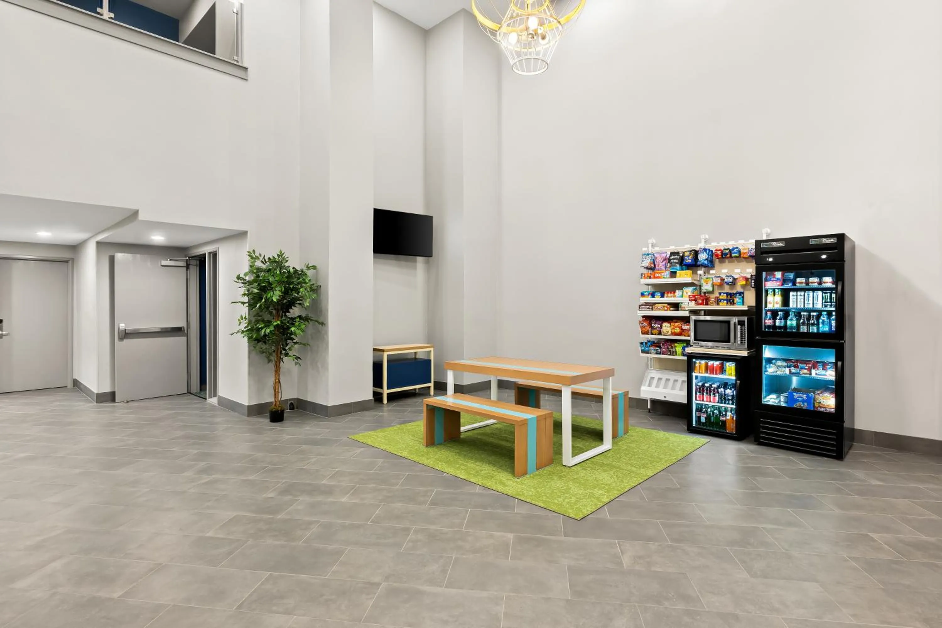 Spark by Hilton Newest Hotel in Williams CA