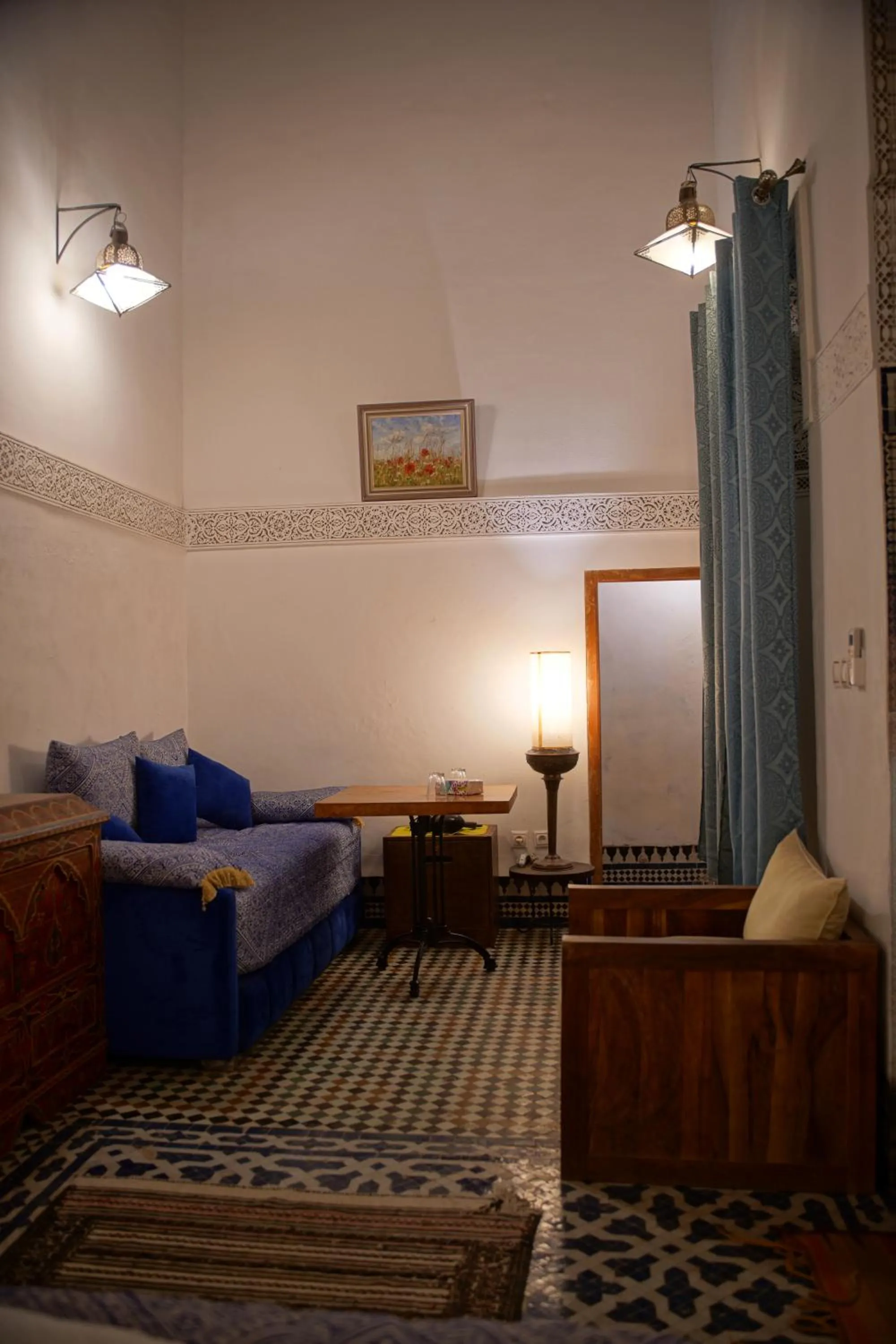 Photo of the whole room in La Cheminée Bleue Fes