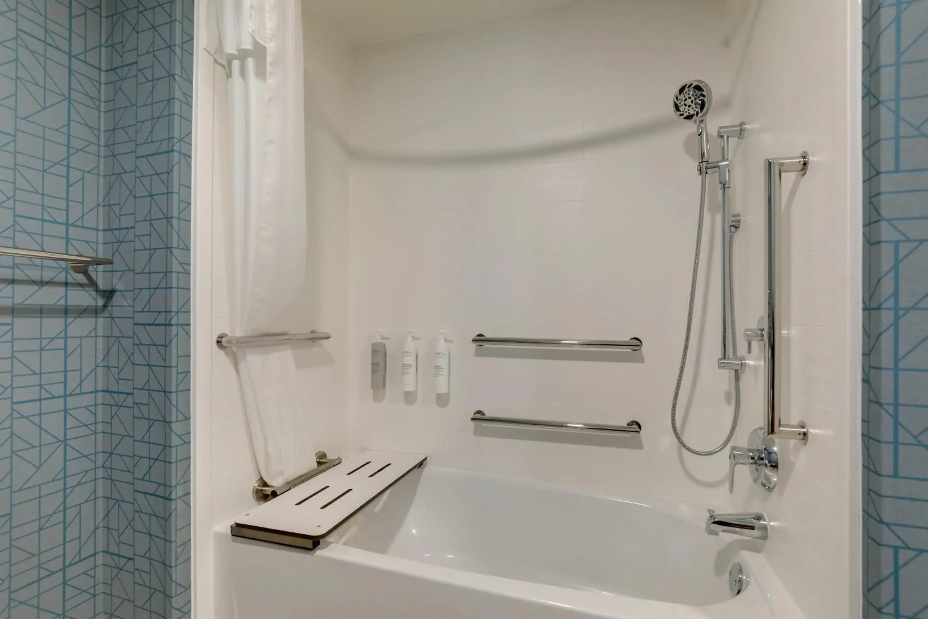 King Room - Disability Access/Hearing Accessible in Homewood Suites by Hilton Charleston - Mount Pleasant King Room - Disability Access/Hearing Accessible in Homewood Suites by Hilton Charleston - Mount Pleasant