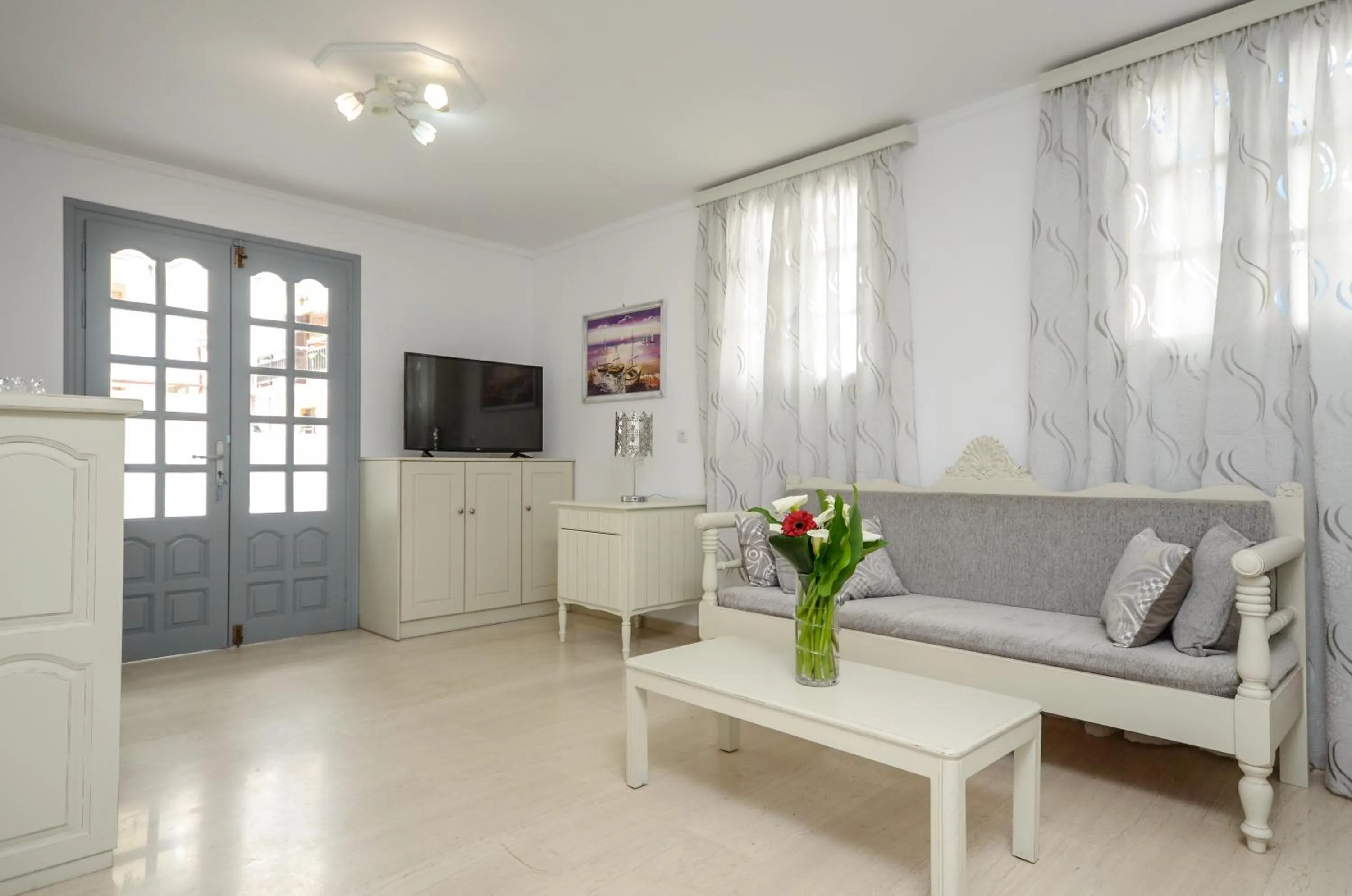 Lobby or reception in Golden Beach Studios Down Town