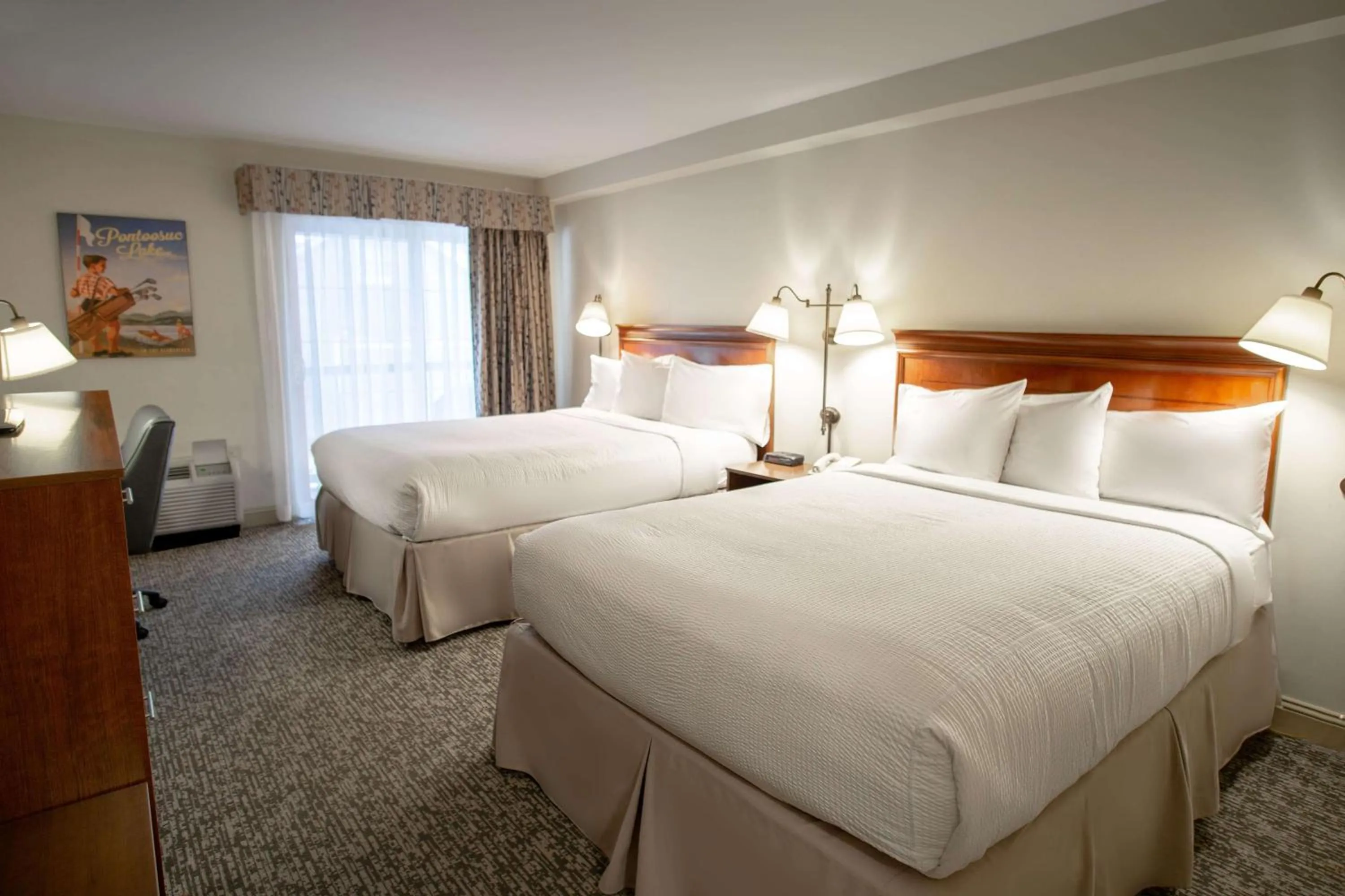 Photo of the whole room, Bed in The Yankee, Trademark Collection by Wyndham