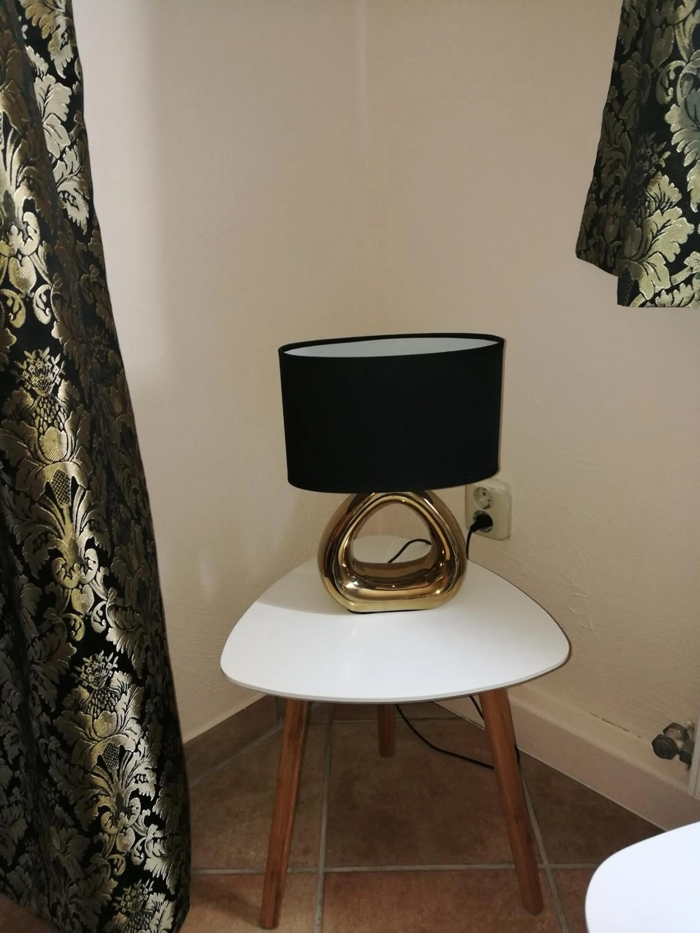 Decorative detail in Elbhangzimmer Dresden