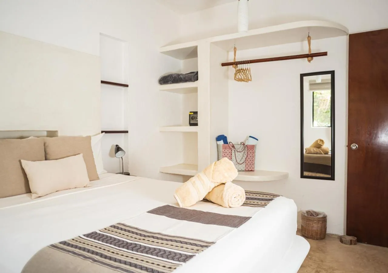 Bed in Villa Los Mangles Boutique Hotel