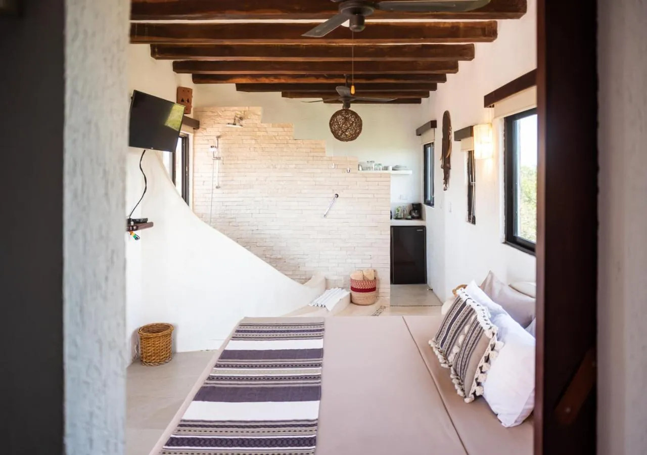 Bed in Villa Los Mangles Boutique Hotel