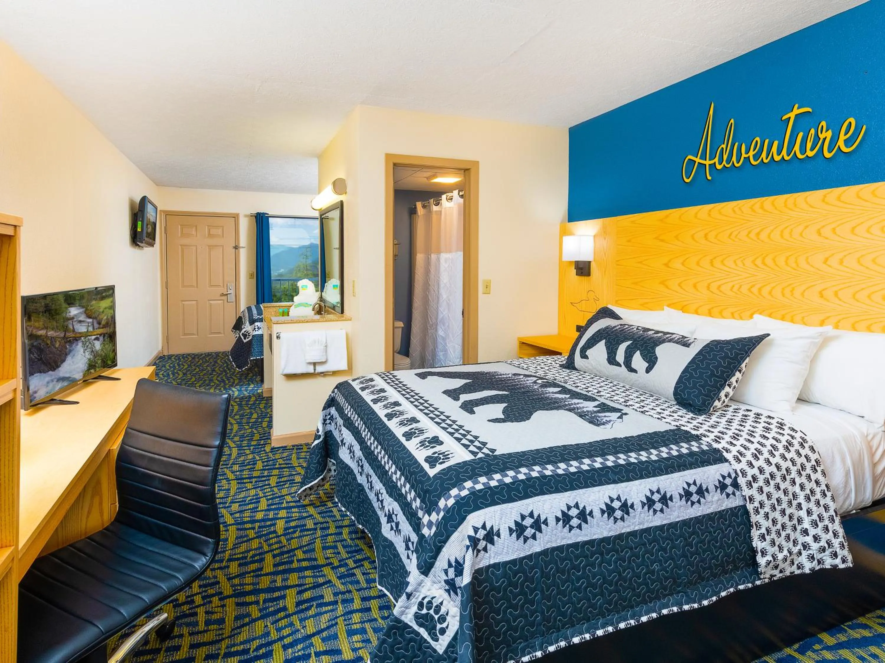 Bed in Creekstone Inn