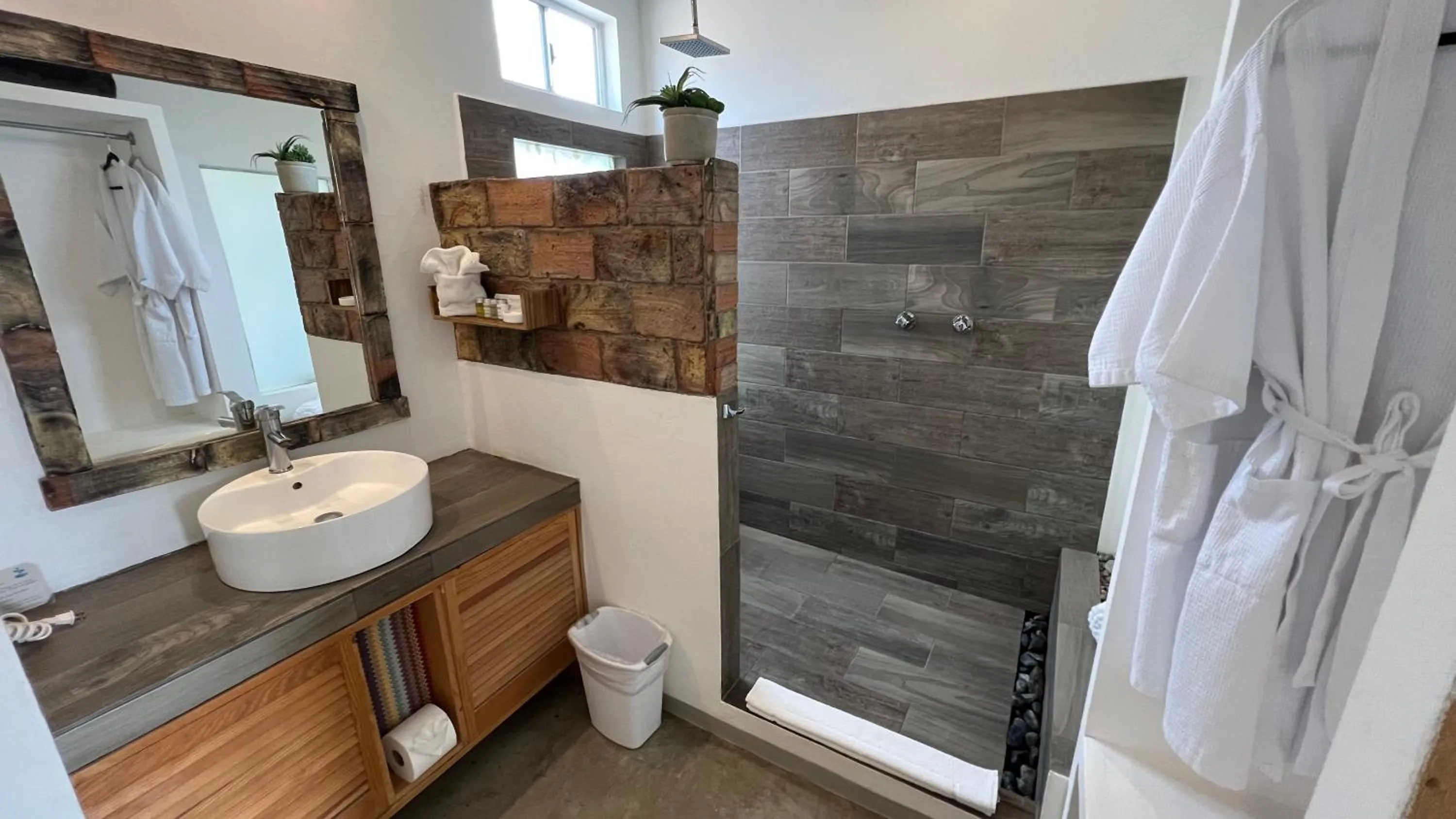 Bathroom in Santerra, Valle de Guadalupe