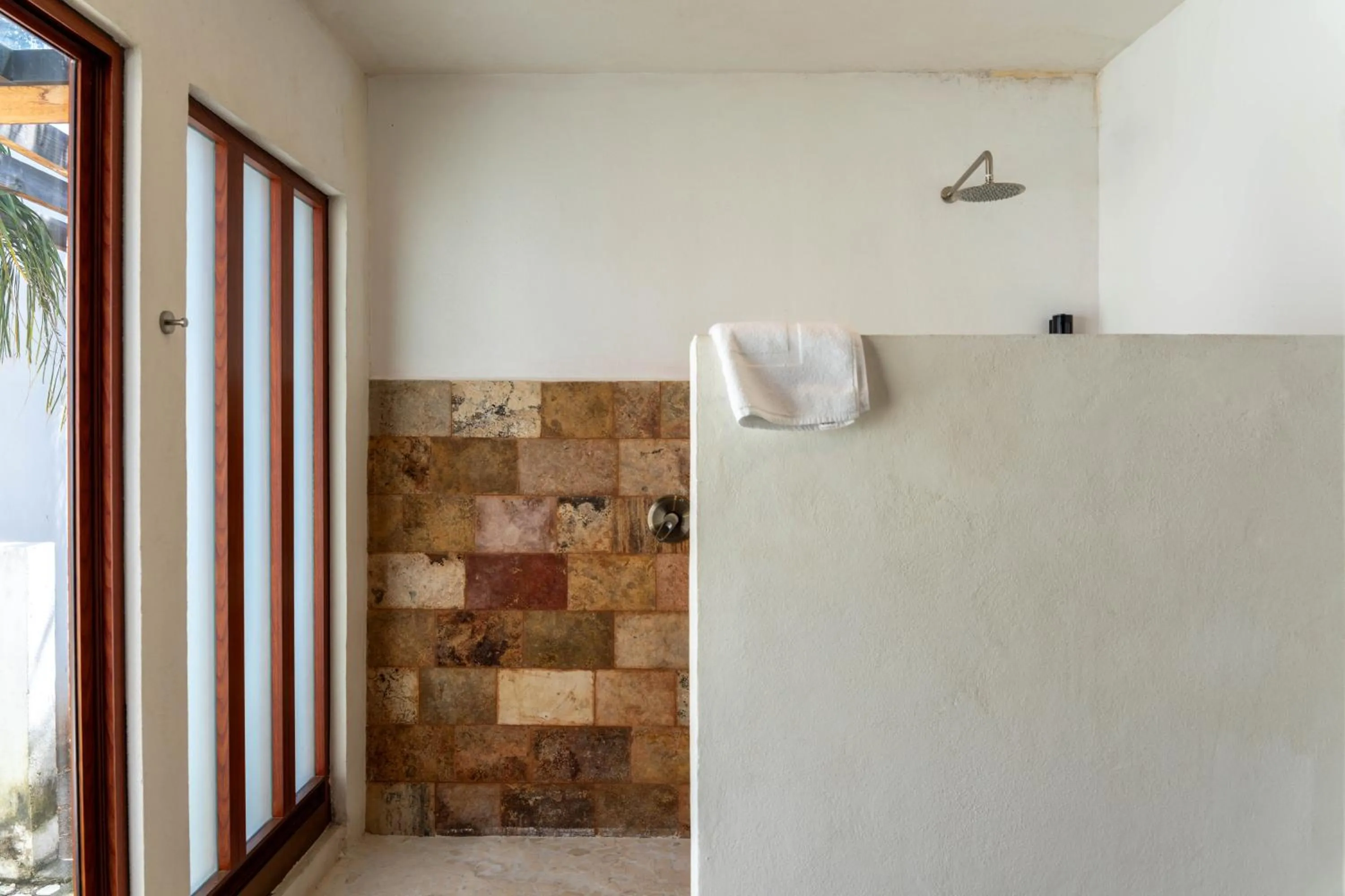 Shower in Río Tinto Hotel Boutique