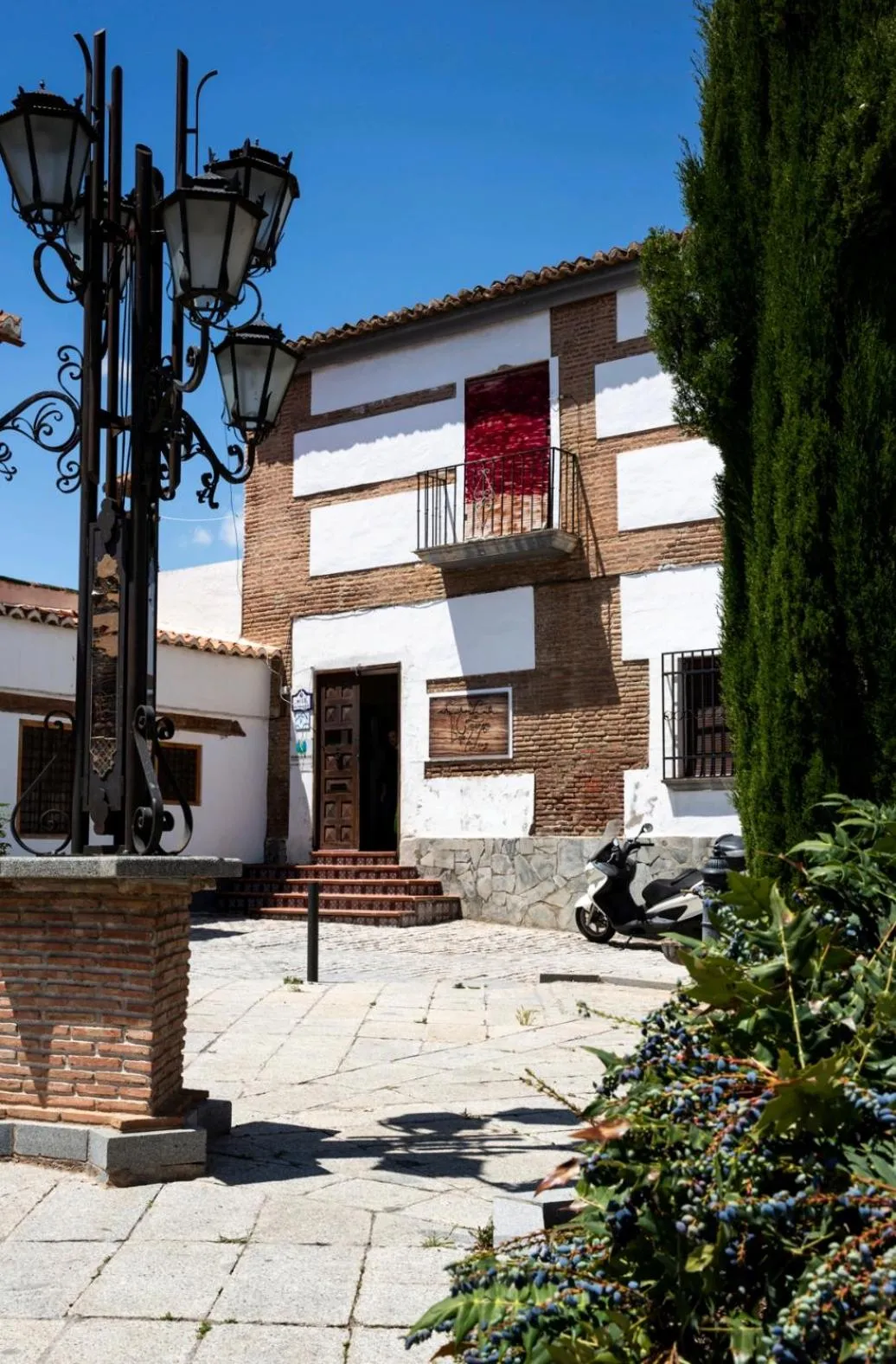 Property building in La Casona de la Luz
