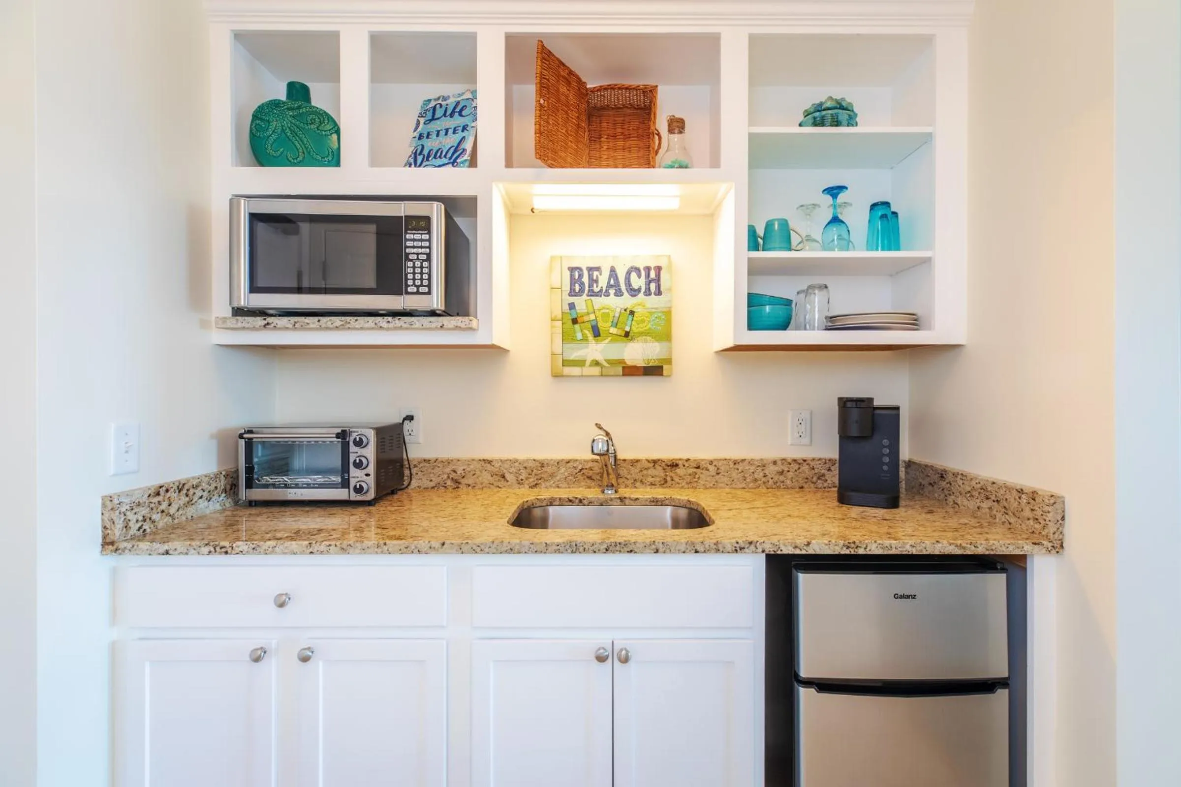 Atlantic Breeze Suites