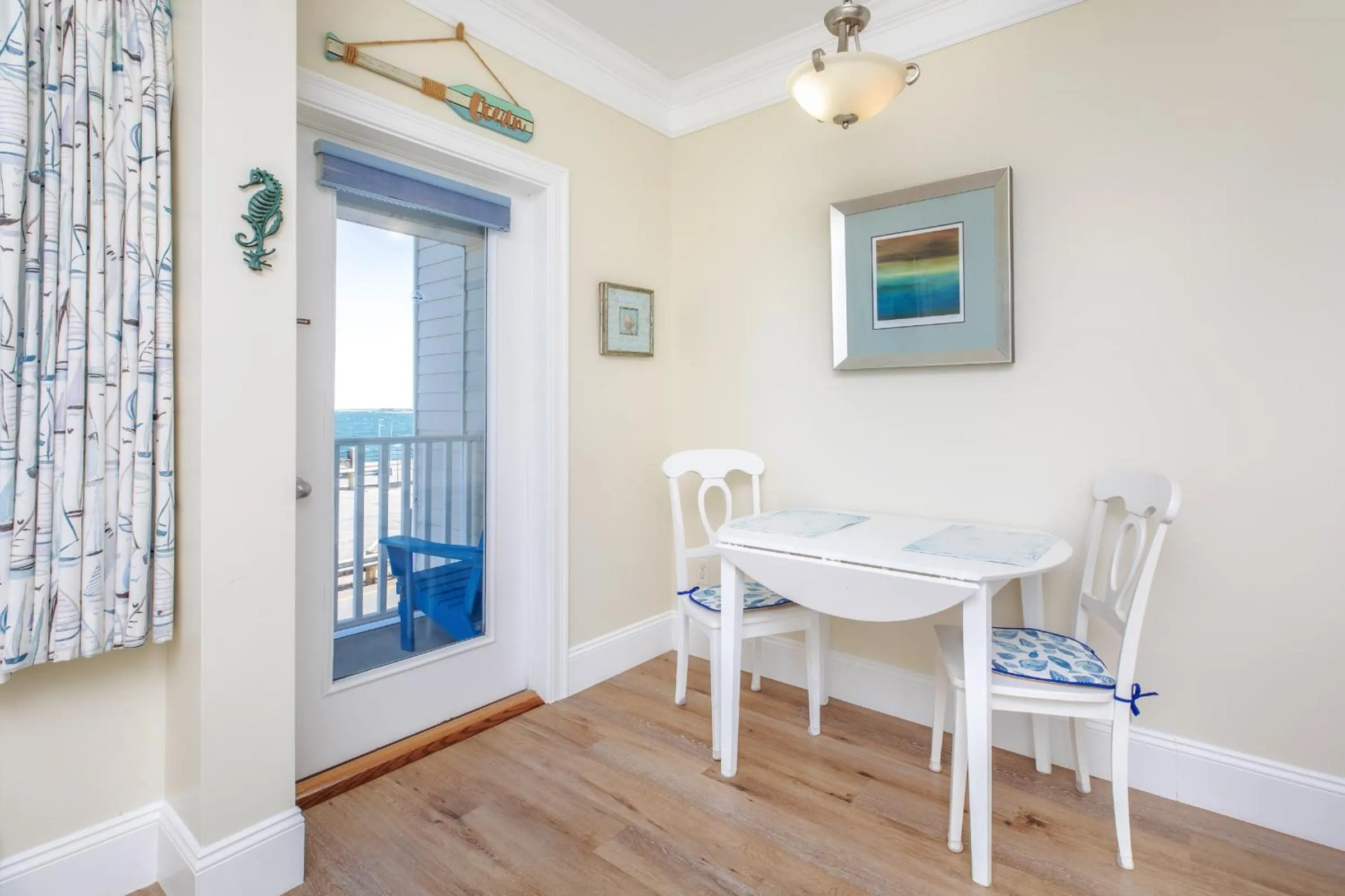 Atlantic Breeze Suites