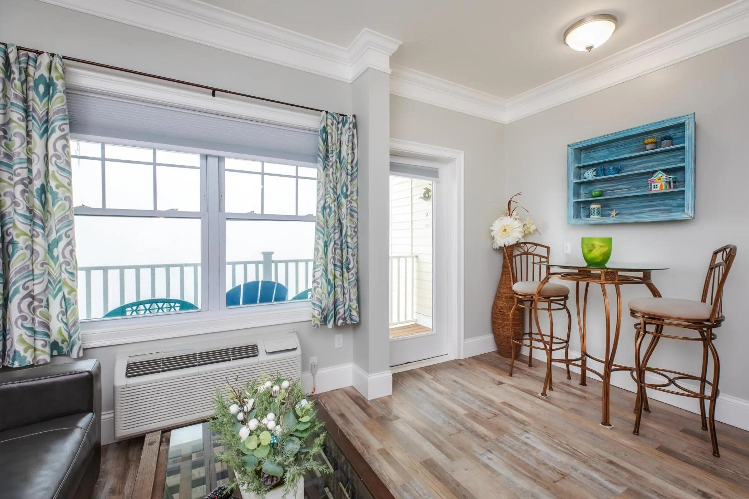 Atlantic Breeze Suites