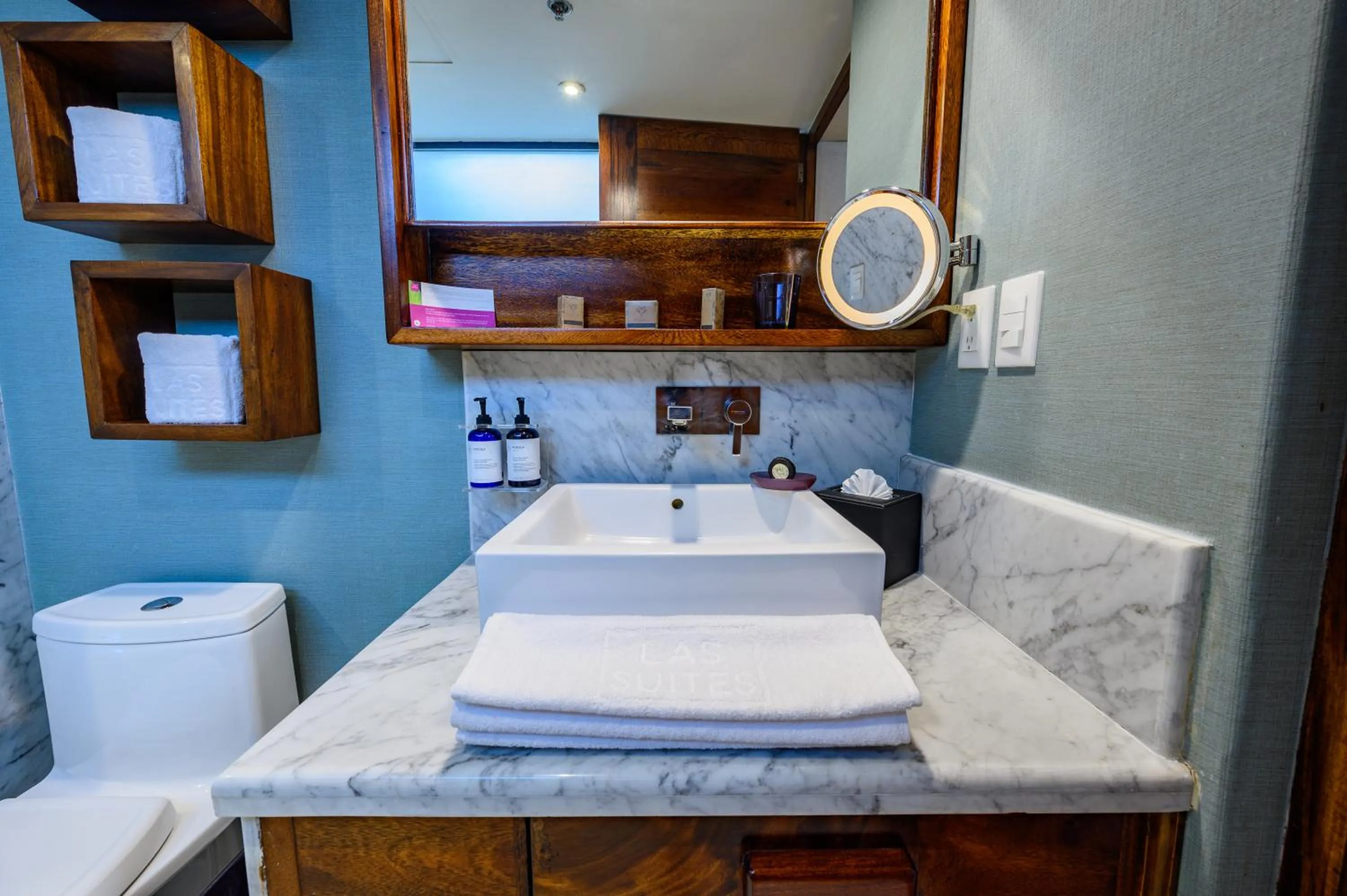 Bathroom in Las Suites Campos Eliseos