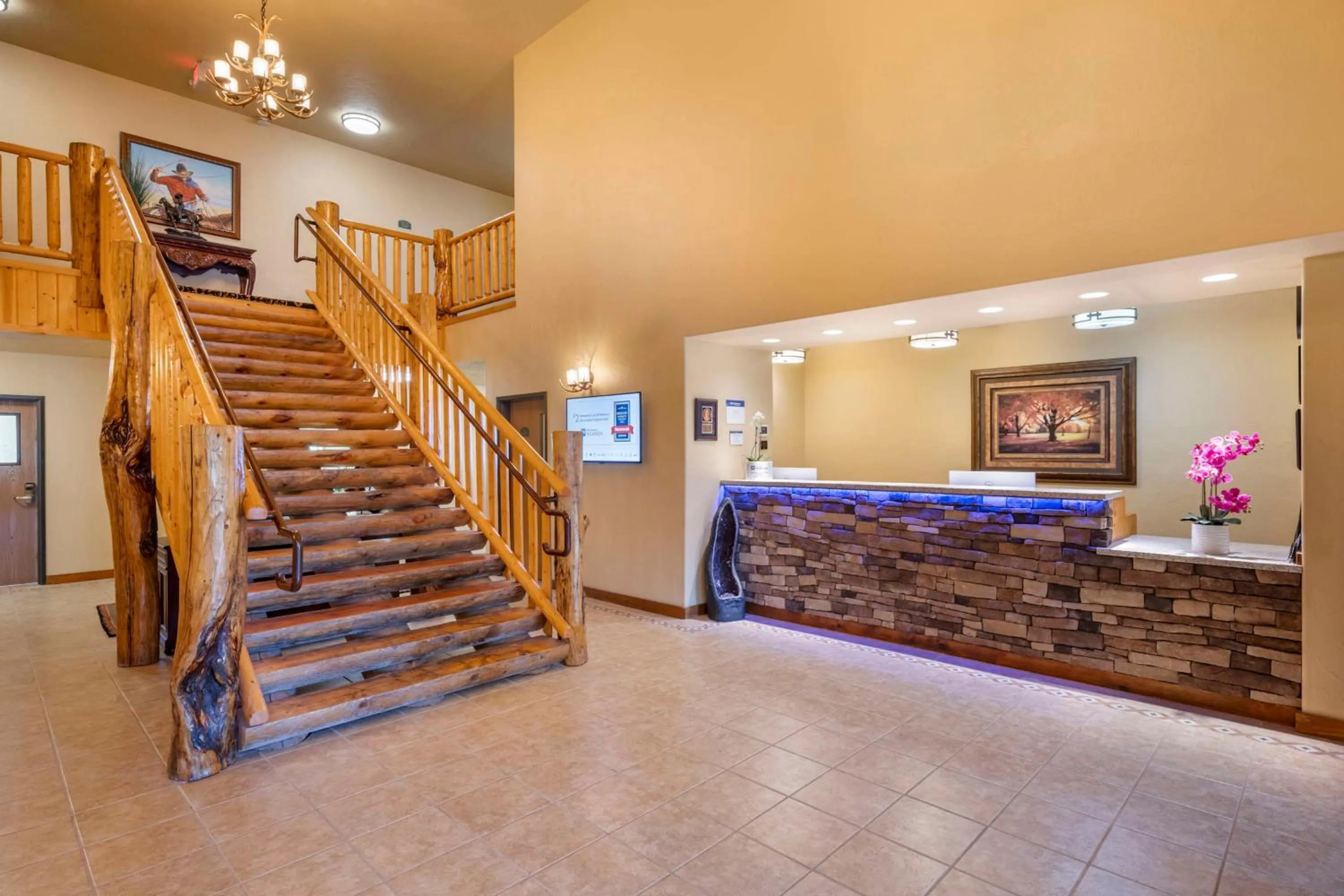 Lobby or reception in Best Western Devils Tower Inn