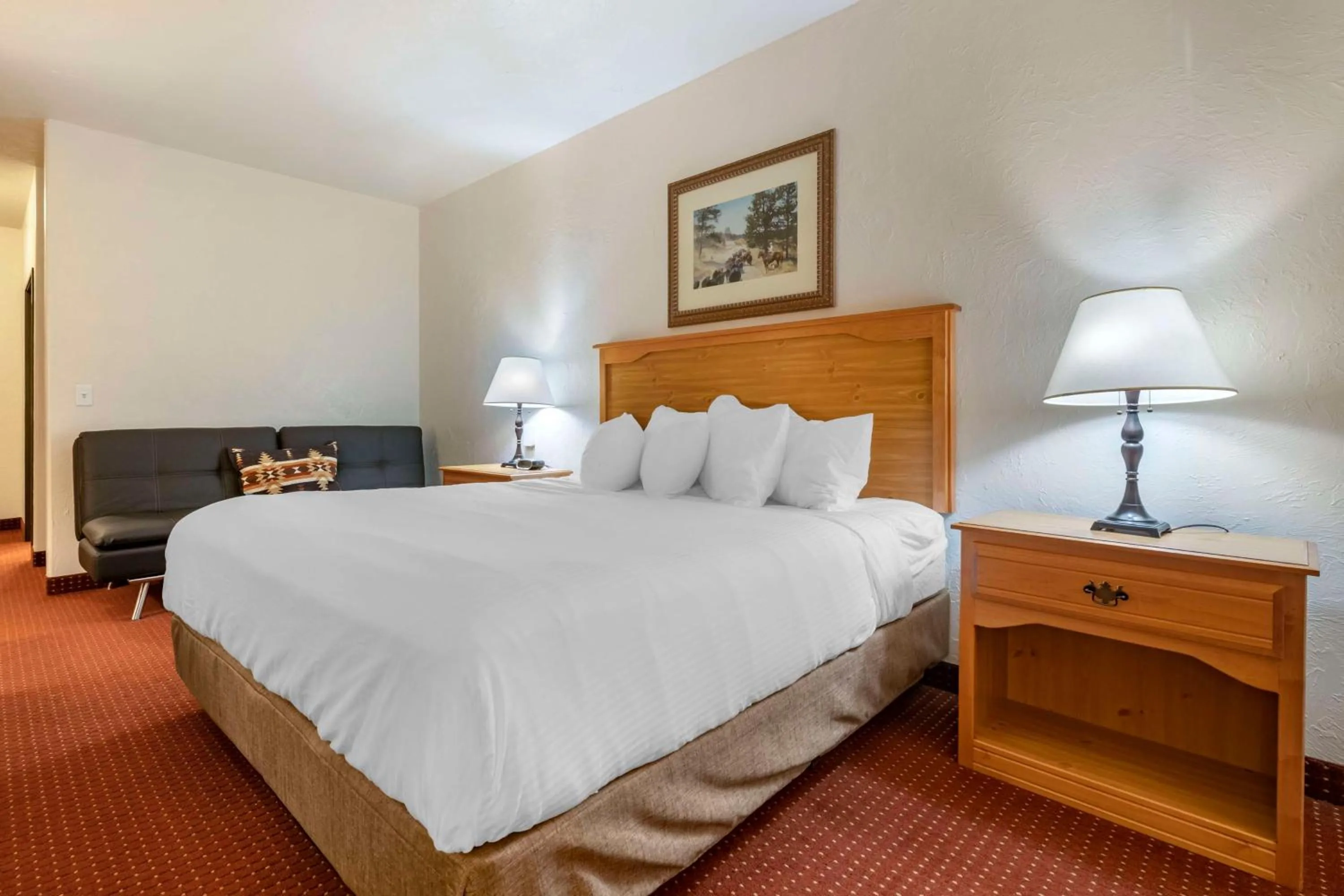 Bedroom, Bed in Best Western Devils Tower Inn