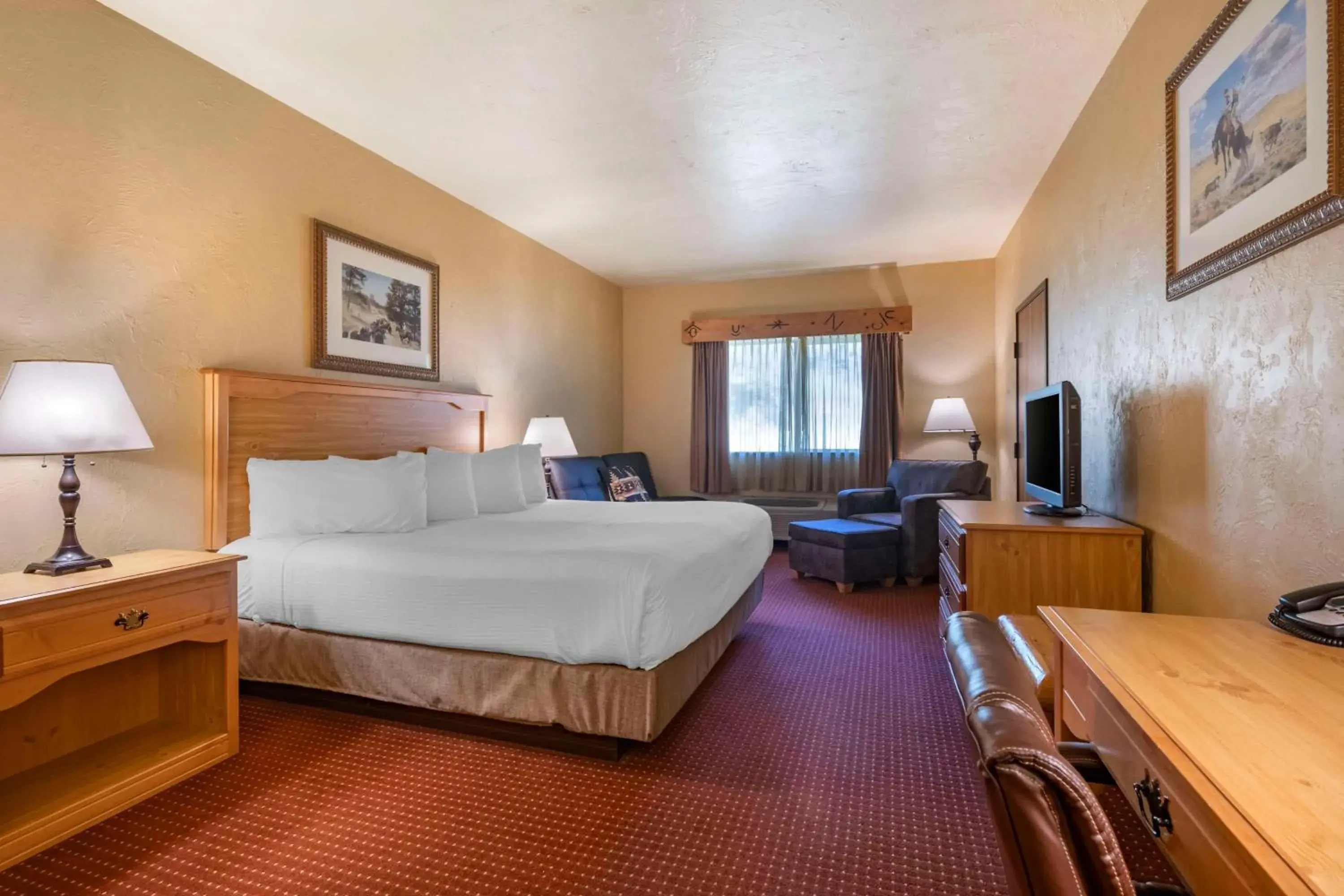 King Room with Roll-In Shower - Mobility Accessible in Best Western Devils Tower Inn King Room with Roll-In Shower - Mobility Accessible in Best Western Devils Tower Inn