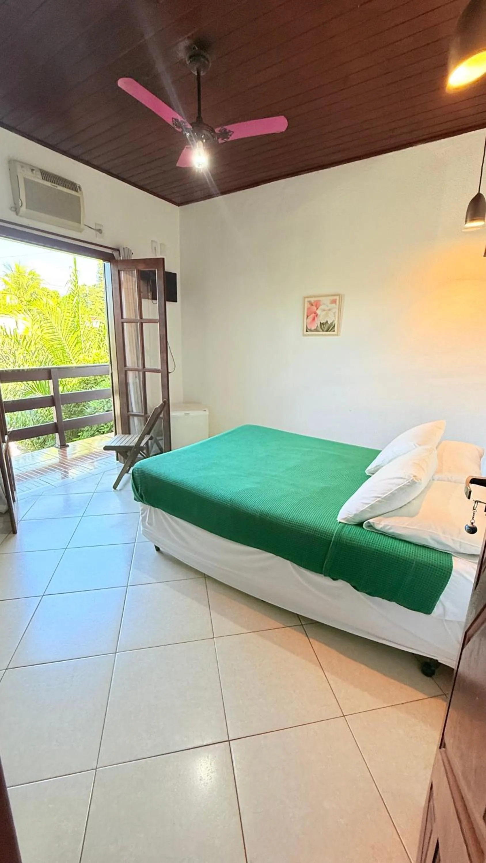 View (from property/room), Bed in Pousada Cores Do Mar