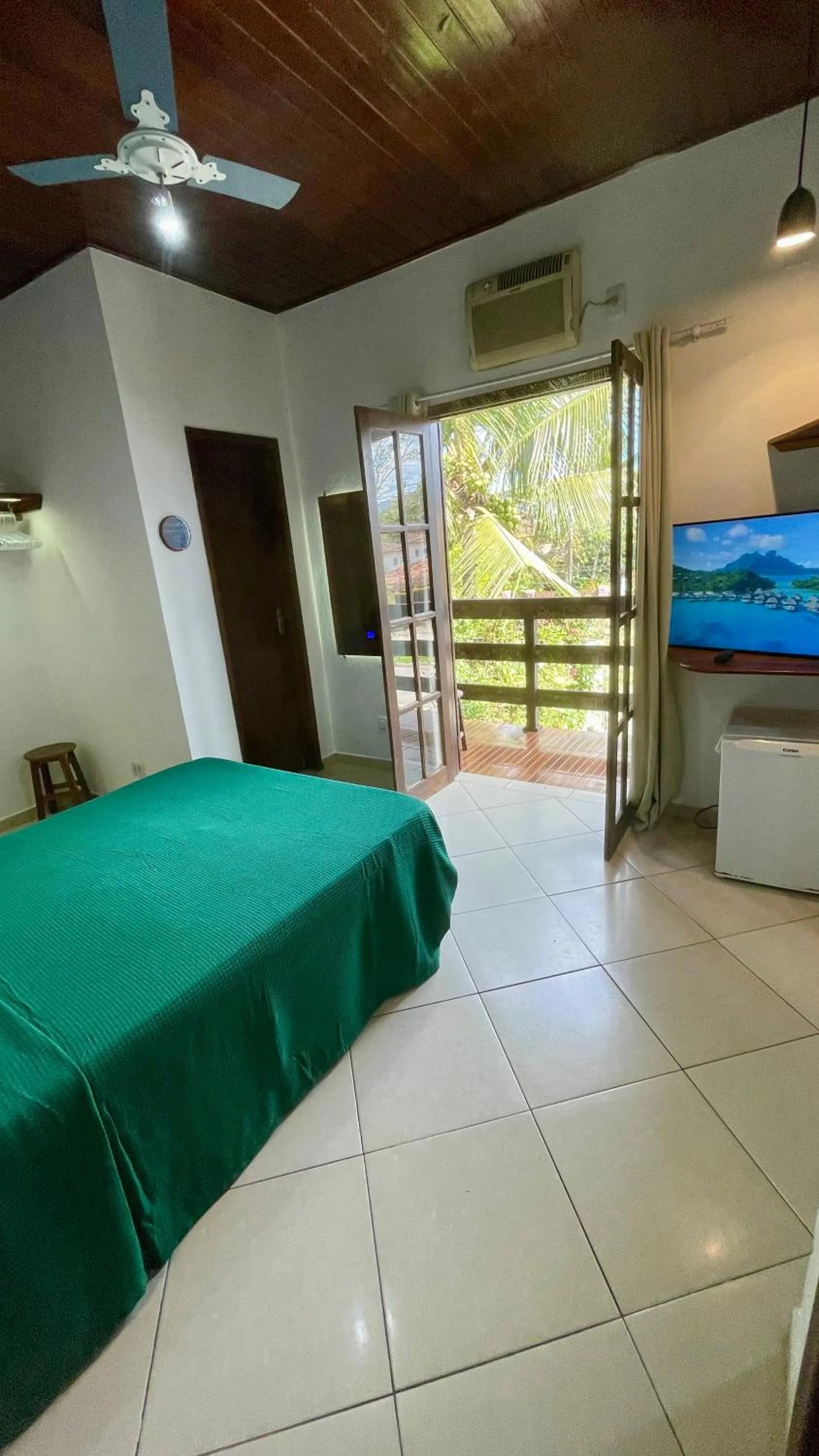 View (from property/room), Bed in Pousada Cores Do Mar