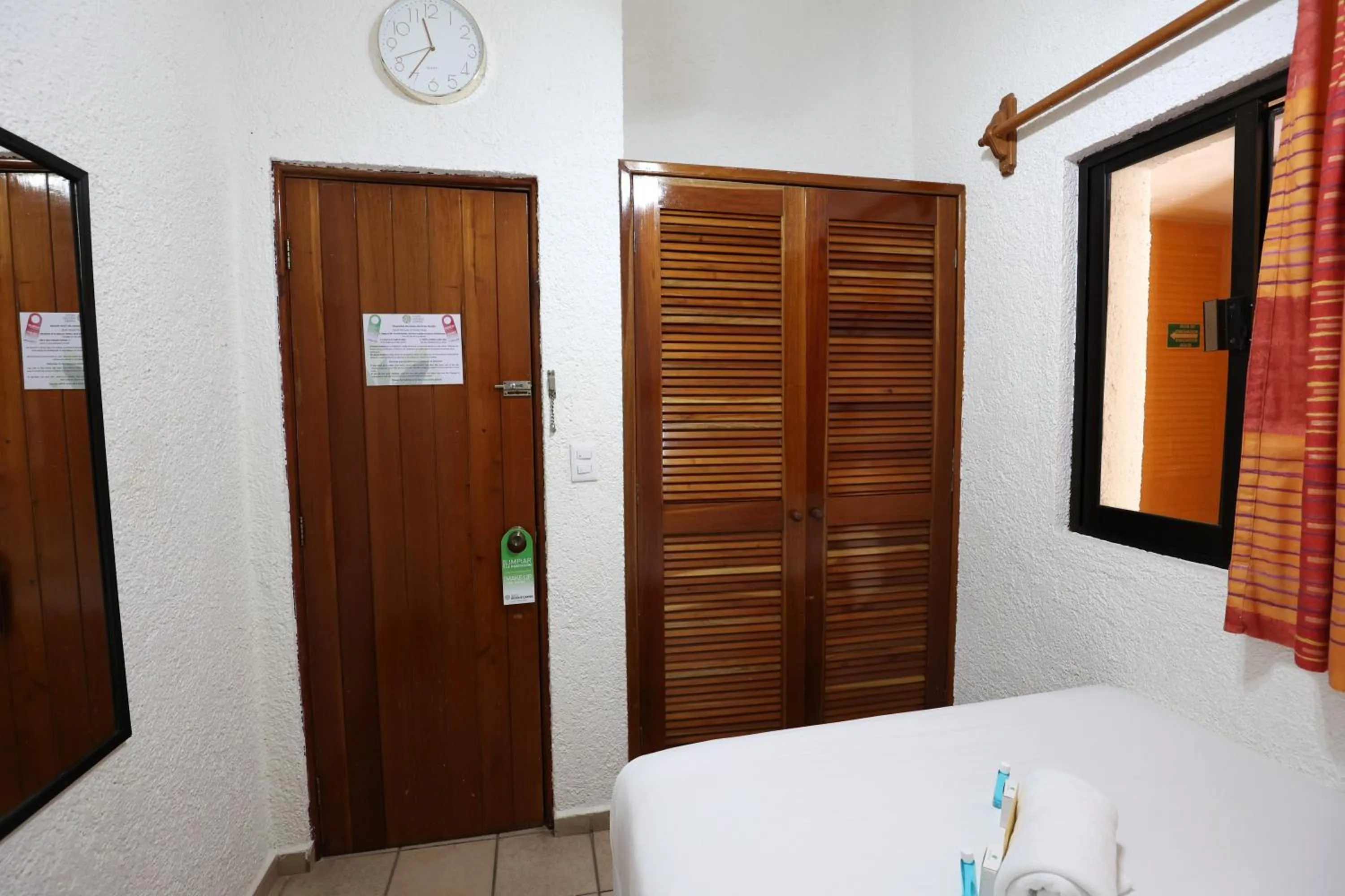 Bedroom, Bed in Hotel Bosque Caribe, 5th Av. zone