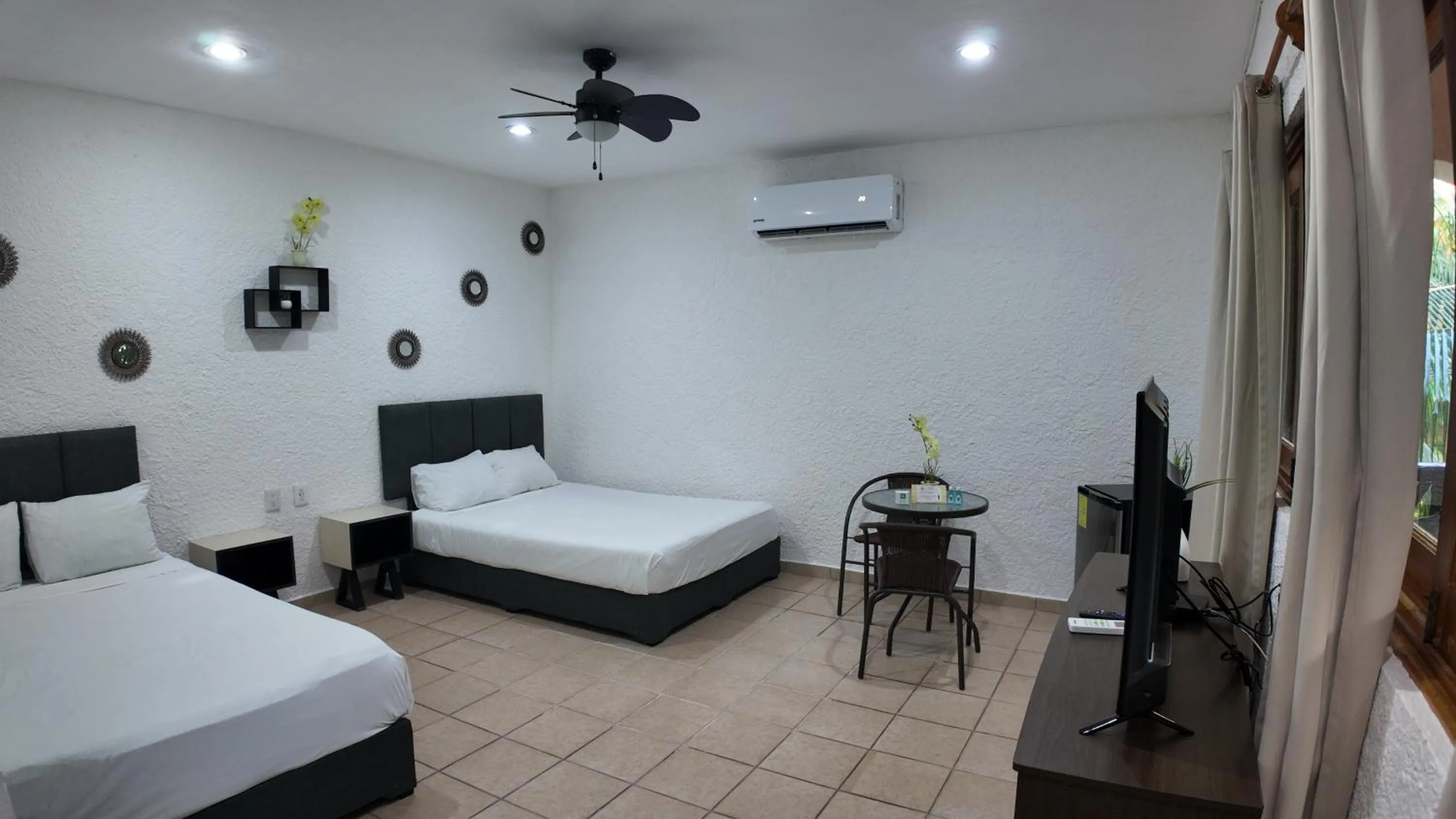 Bed in Hotel Bosque Caribe, 5th Av. zone