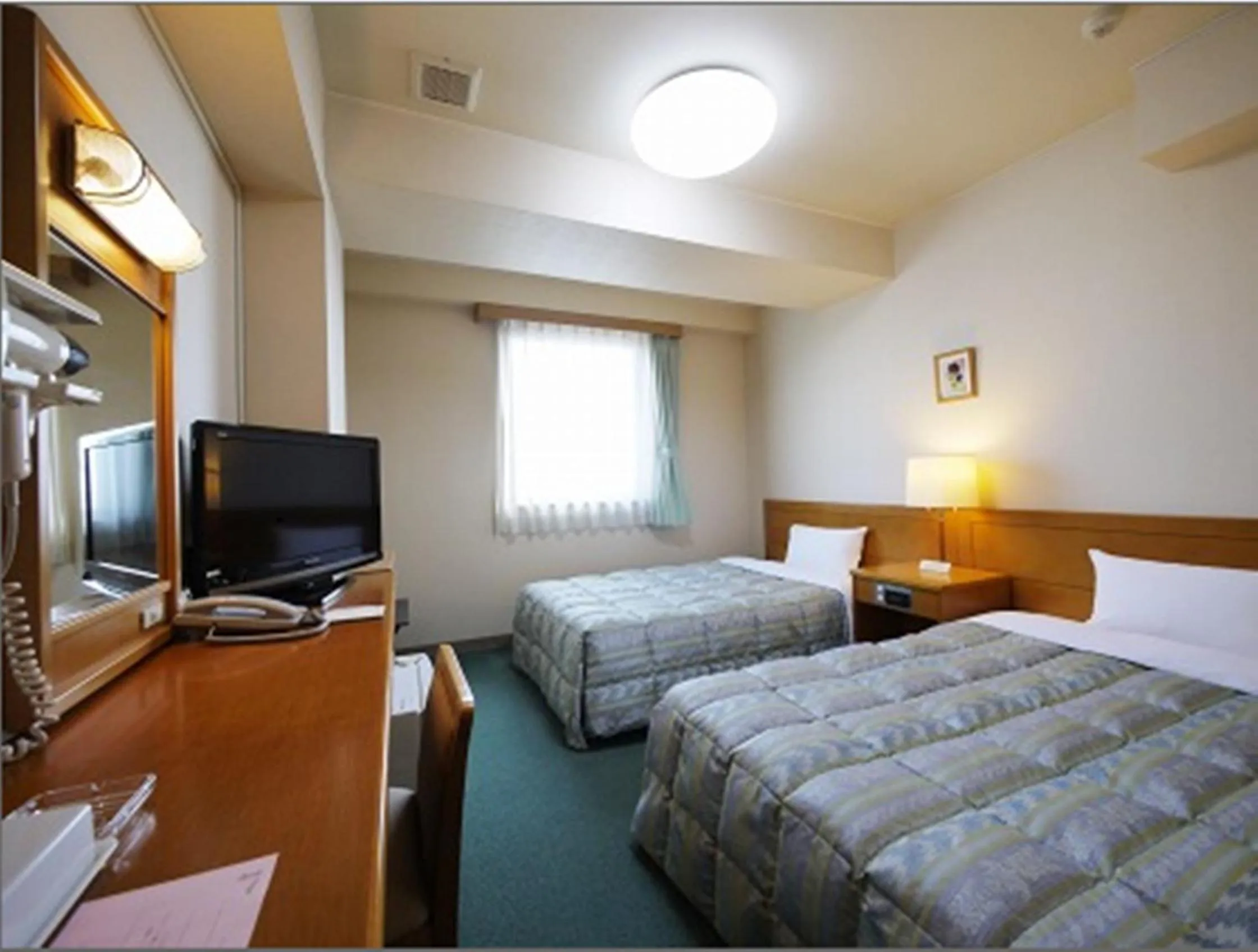 Day, Bed in Hotel Route-Inn Nagoya Higashi Betsuin