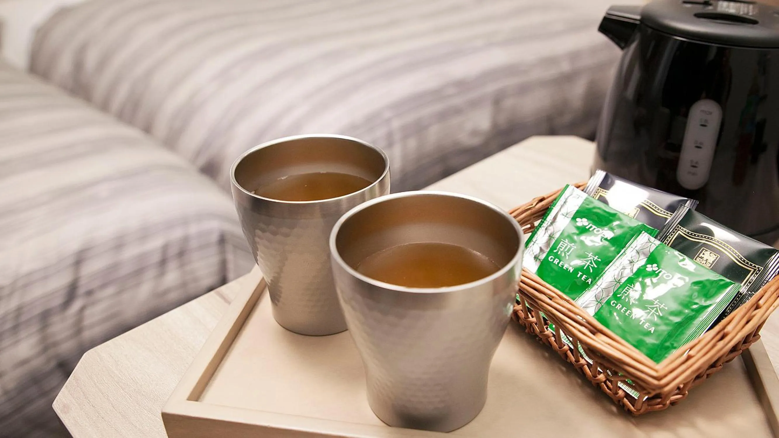 Coffee/tea facilities in Hotel Route-Inn Aomori Ekimae