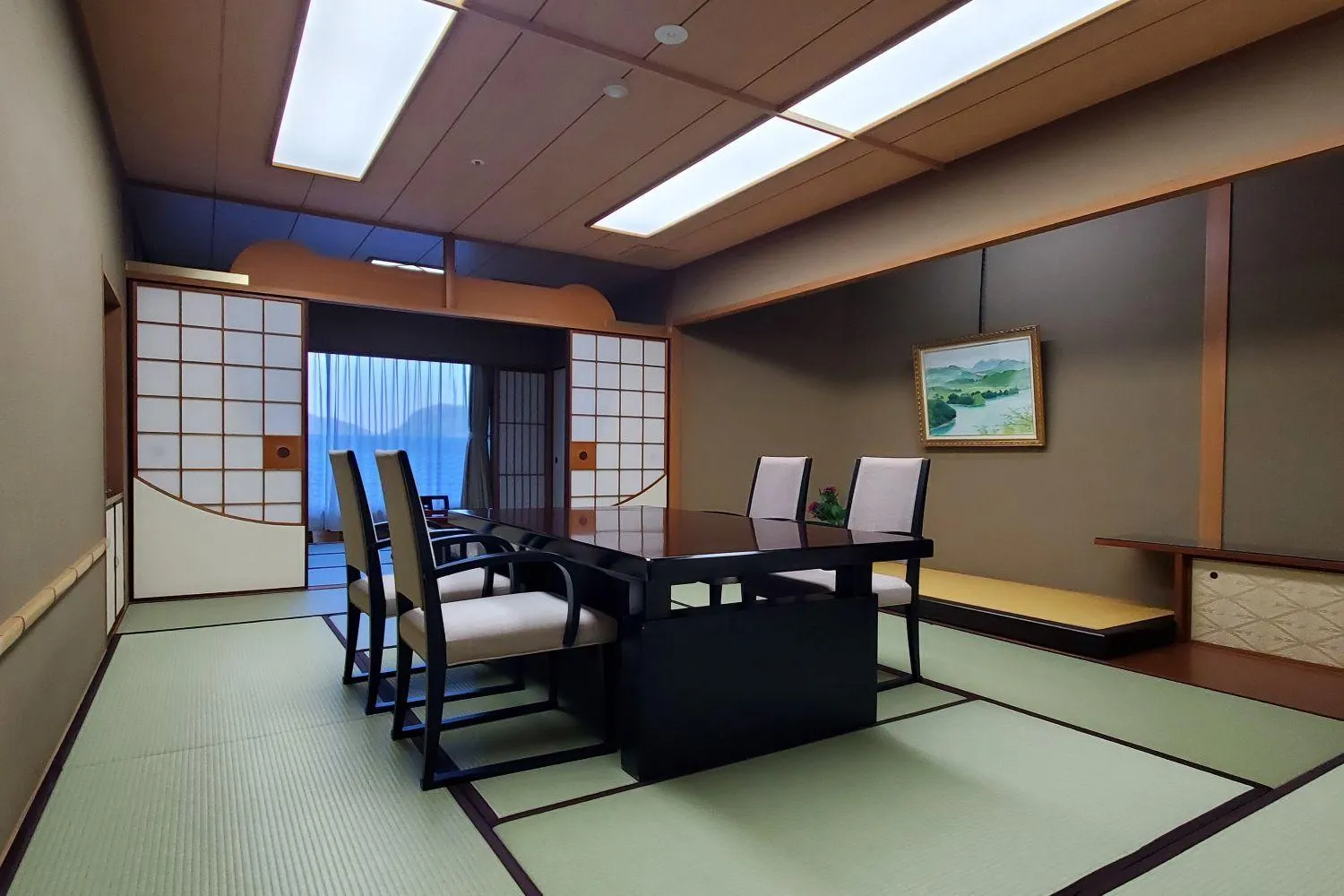 Dining area in Kinzan