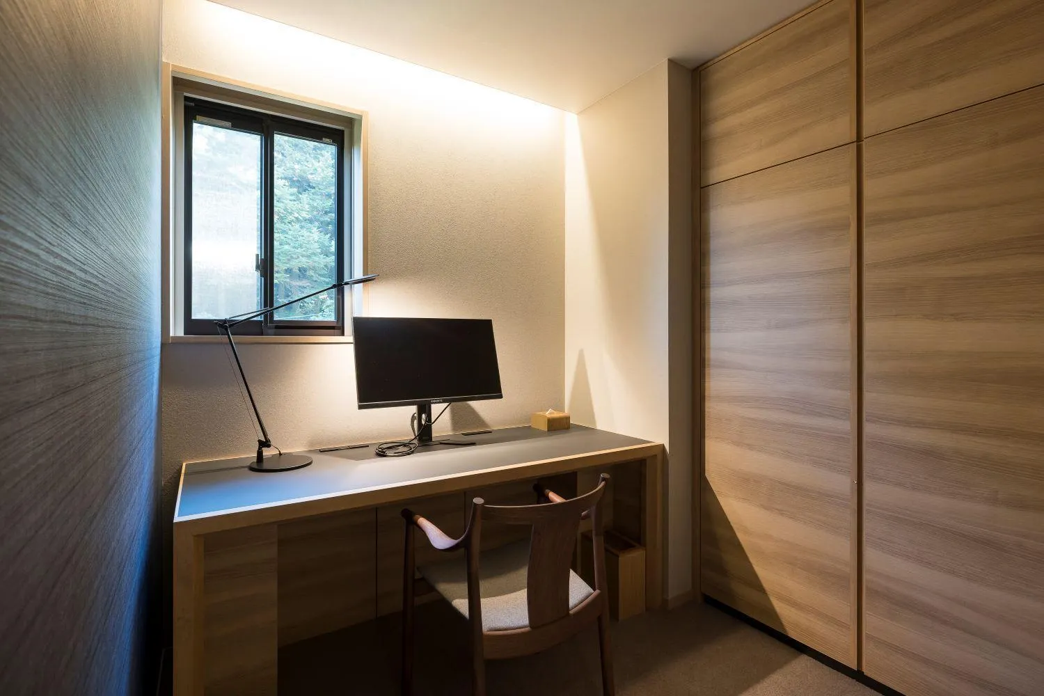 Photo of the whole room in Kinzan