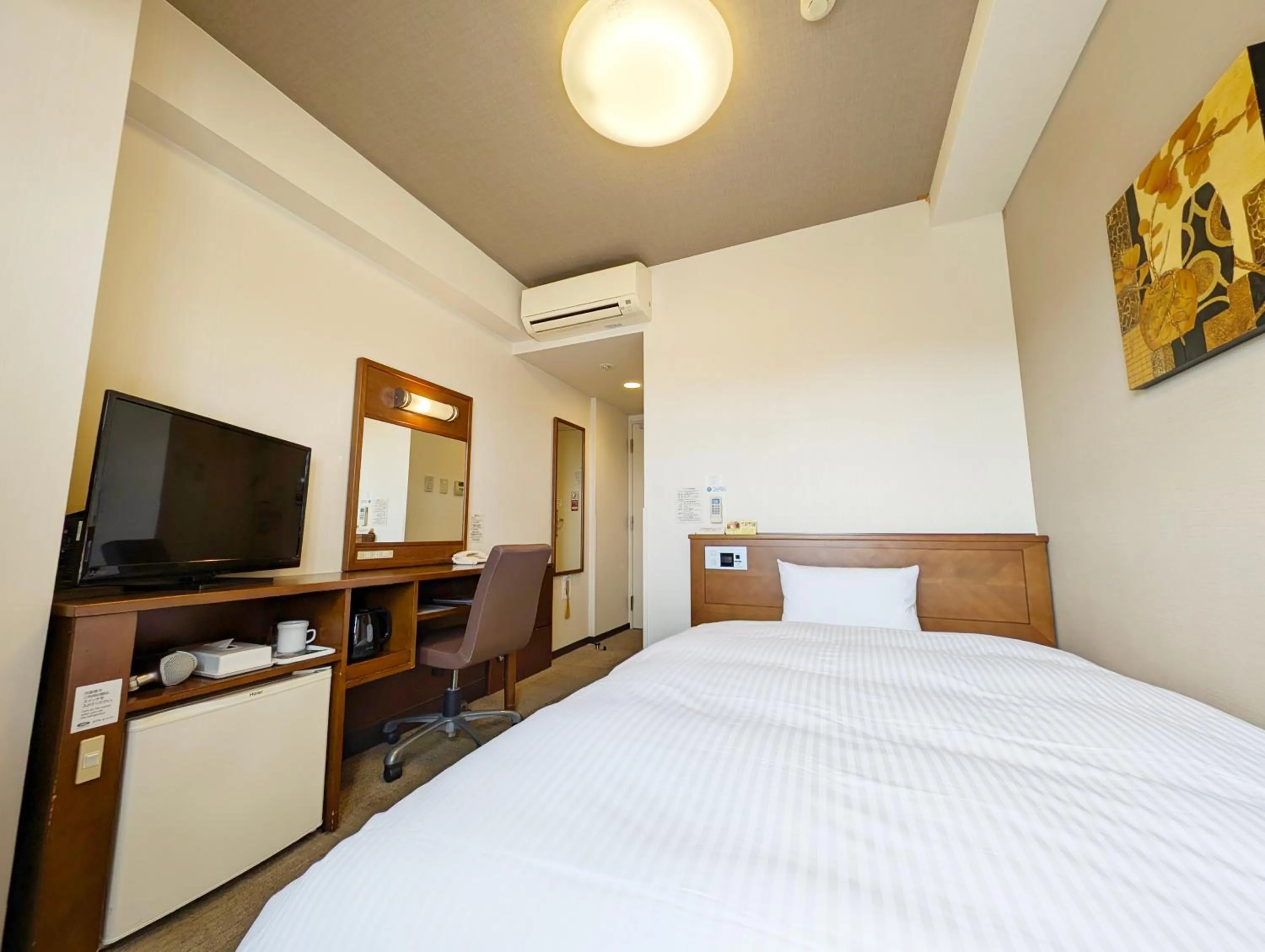 Photo of the whole room, Bed in Hotel Route-Inn Towada