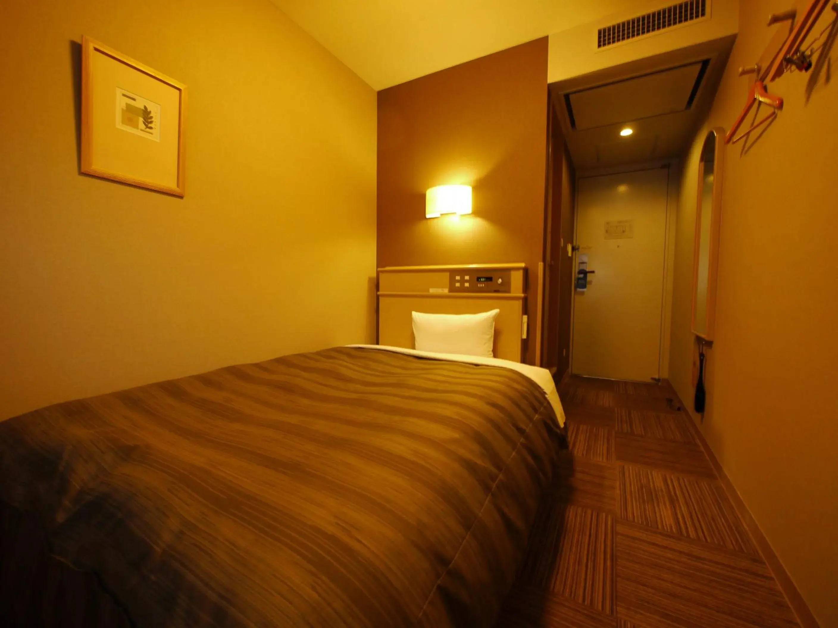 Single Room - single occupancy - Smoking in Hotel Route-Inn Hakata Ekiminami Single Room - single occupancy - Smoking in Hotel Route-Inn Hakata Ekiminami