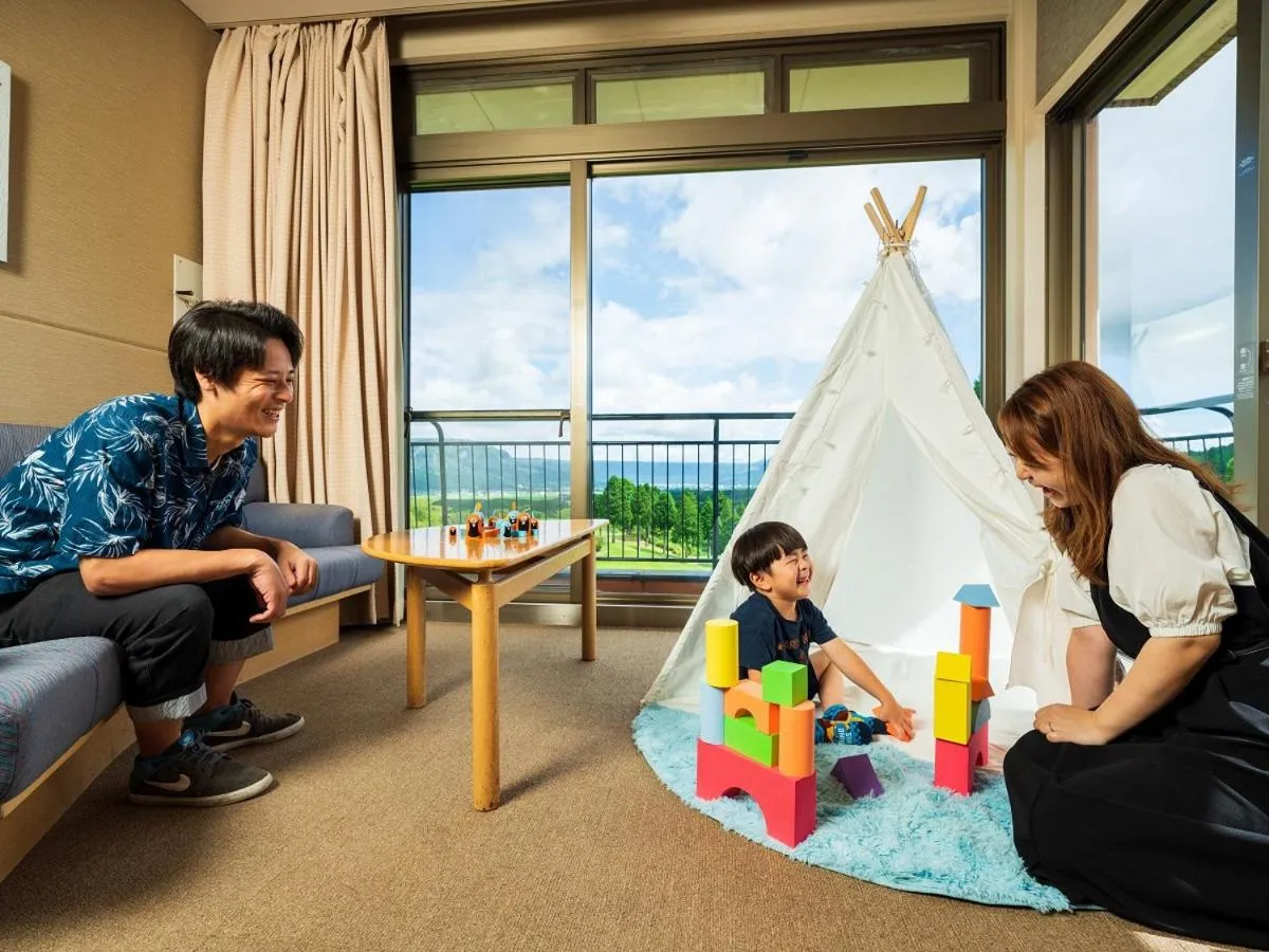 People in Aso Resort Grandvrio Hotel