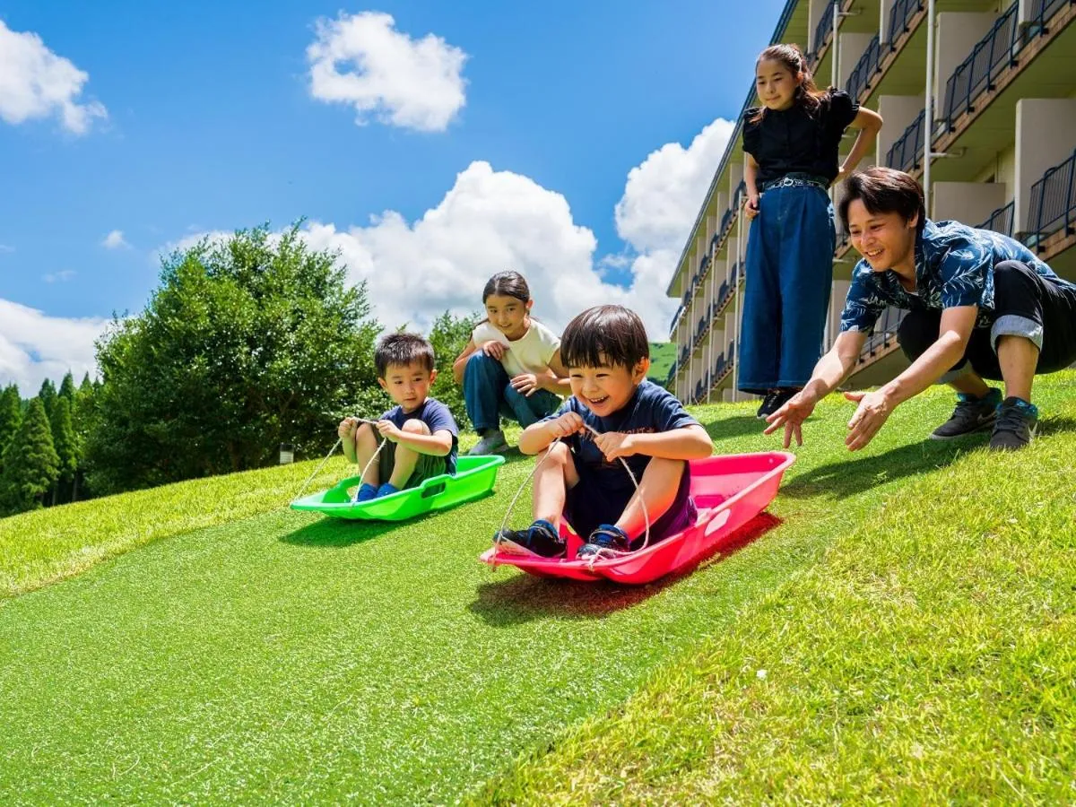 People in Aso Resort Grandvrio Hotel